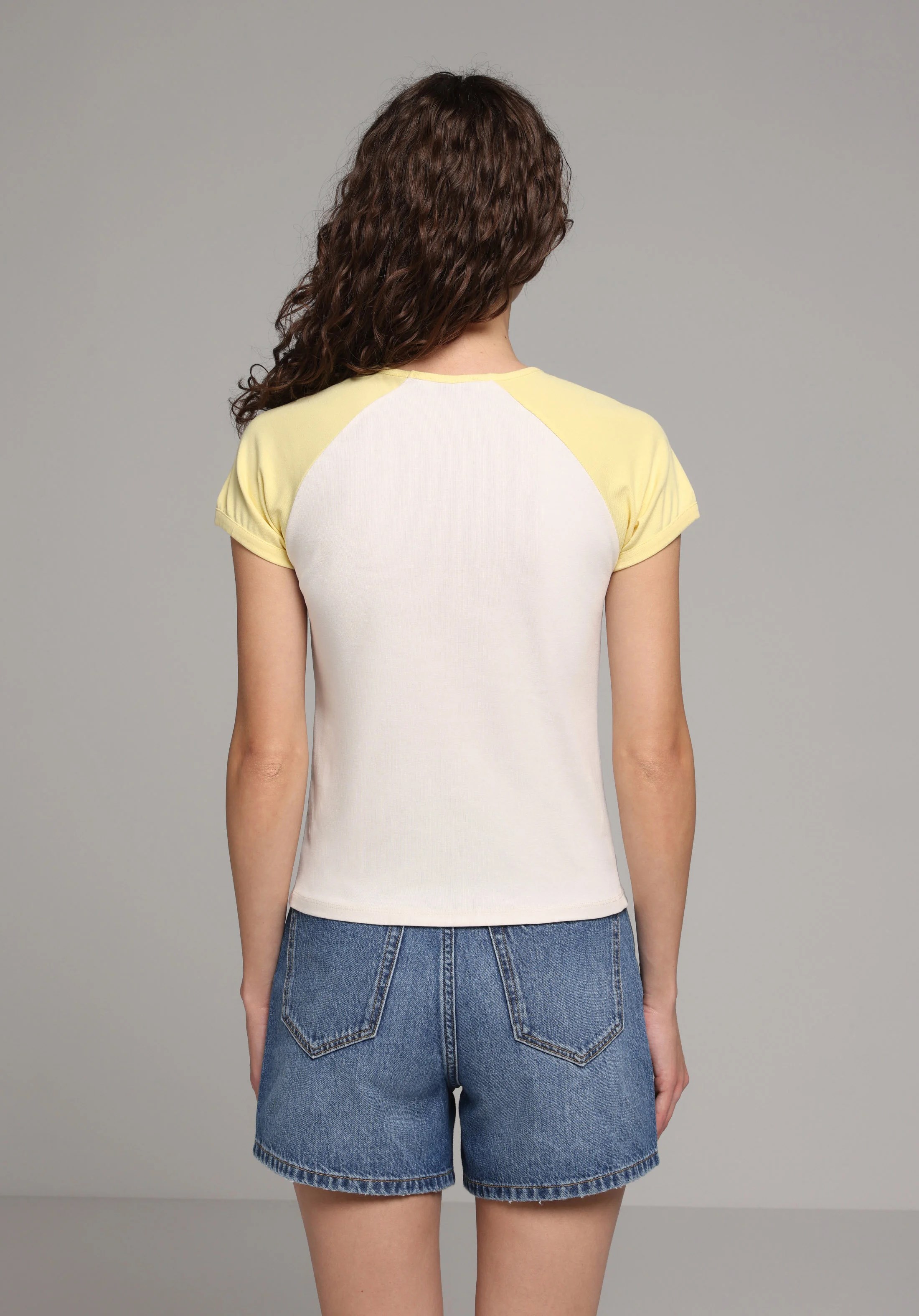 ÖRME KADIN KISA KOL T-SHIRT Slim Fit