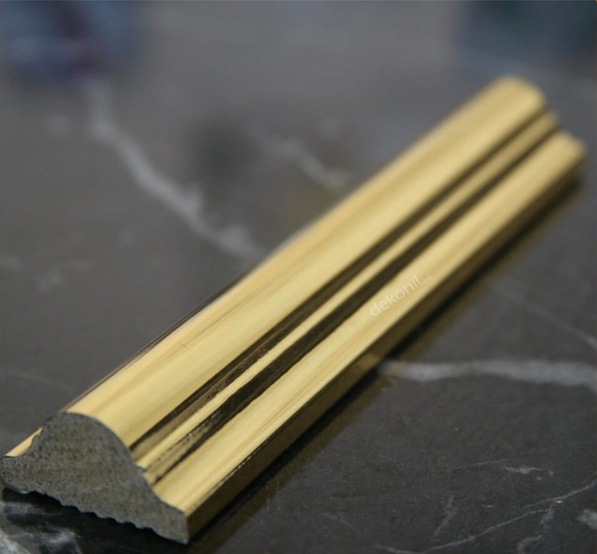 D4020-H Dekoratif Profil Hürrem