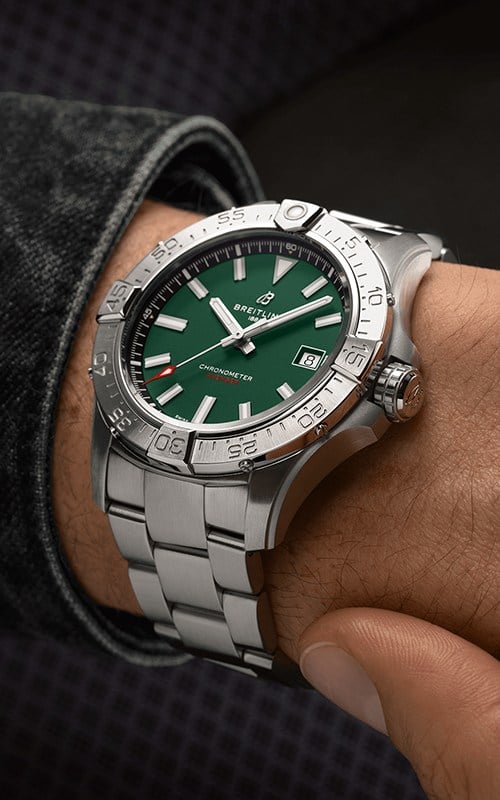 Breitling A17328101L1A1 Avenger Watches