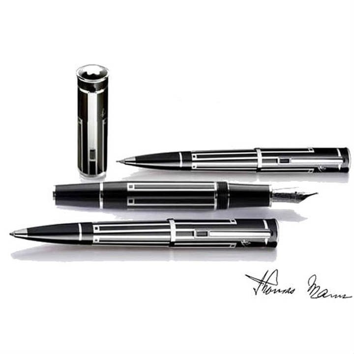 Mont Blanc 104158 Classic Fountain Pen Pens