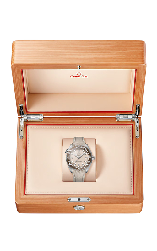 Omega 215.32.44.21.09.001 Planet Ocean Watches