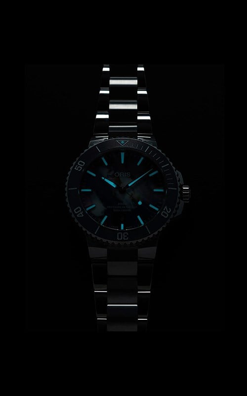 Oris 733 7789 4150-07 8 23 04PEB Aquis Watches