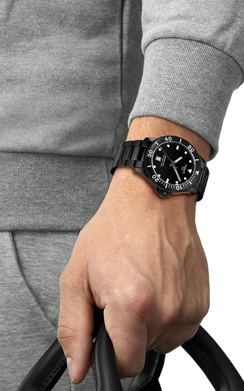 Tissot T1204103305100 Seastar 1000 Watches