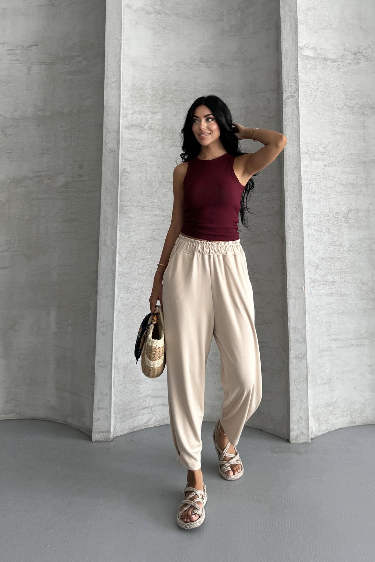 Everyday Comfort  Modal Kumaş Yüksek Bel Rahat PantolonEveryday Comfort Modal Kumaş Yüksek Bel Renkli Pantolon | Rahat KesimPantolonİSTANGÜL BUTİK