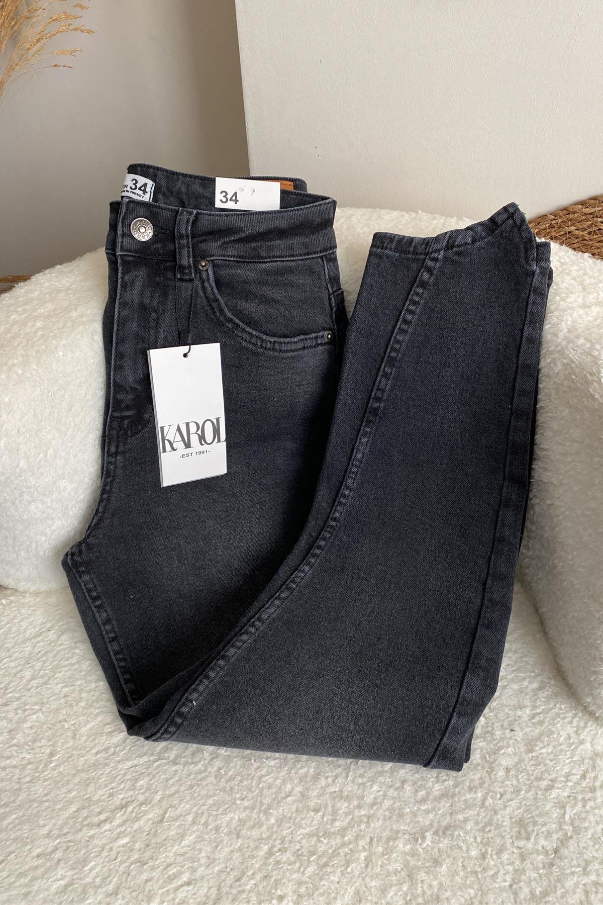 Karol Premium Kalite Paça Detay Mom Jean