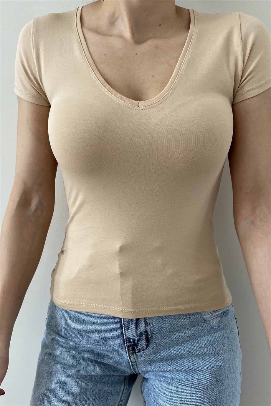 Karol V Yaka Pamuklu T Shirt
