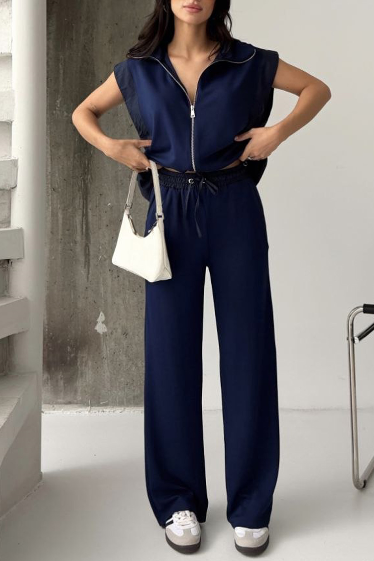 Prime Comfort Fermuarlı Kadın İkili TakımPrime Comfort Fermuarlı Kadın İkili Takım | Rahat Kesim Bol Paça Şık ModelTAKIMİSTANGÜL BUTİK
