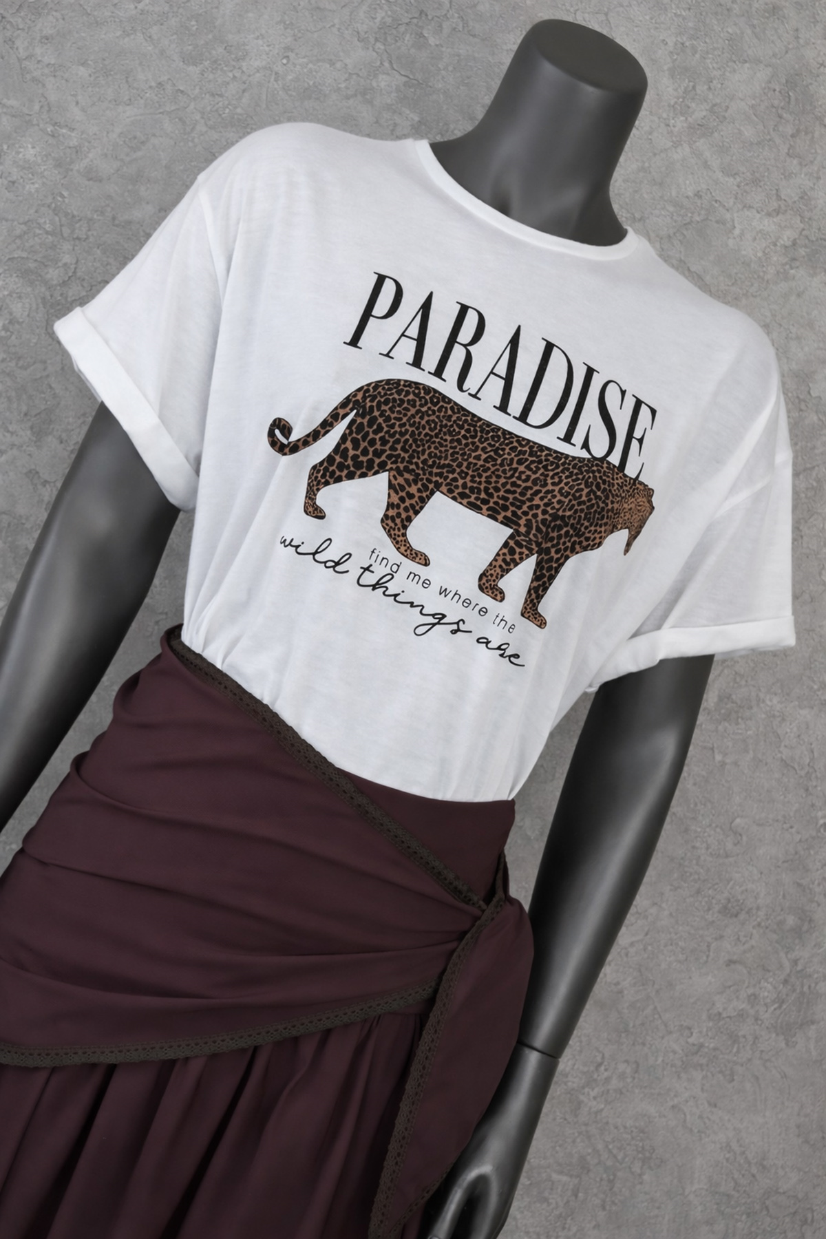 Paradise Leopar Baskılı Kadın TişörtTişörtİSTANGÜL BUTİK