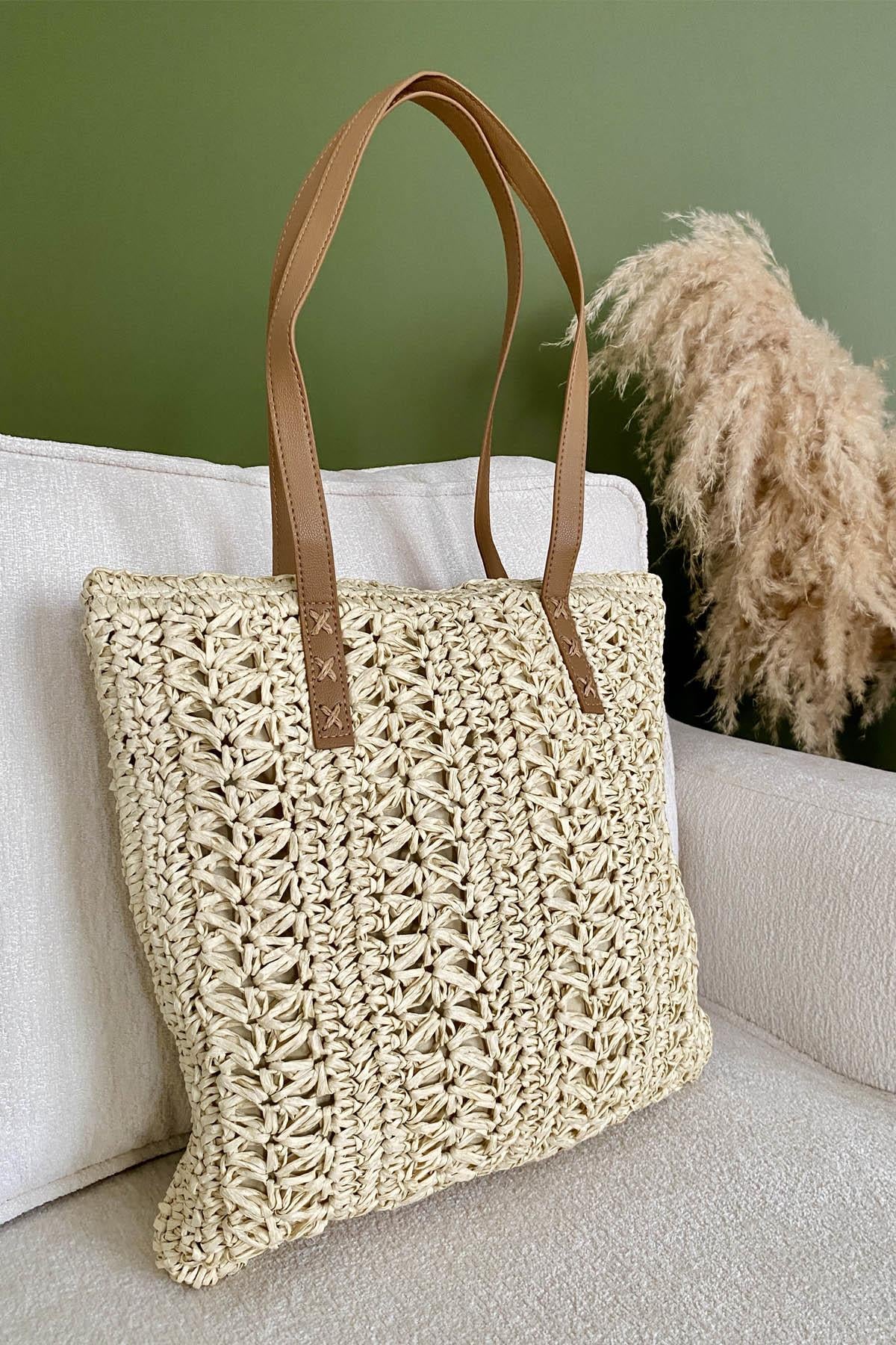 Verde Weave Hasır ÇantaVerde Weave Hasır El Örgüsü Yaz Çantası – Doğal ve ŞıkÇantaİSTANGÜL BUTİK