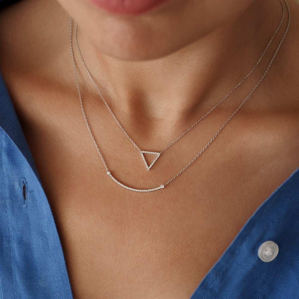 0.10 Ct Üçgen Pırlanta Kolye