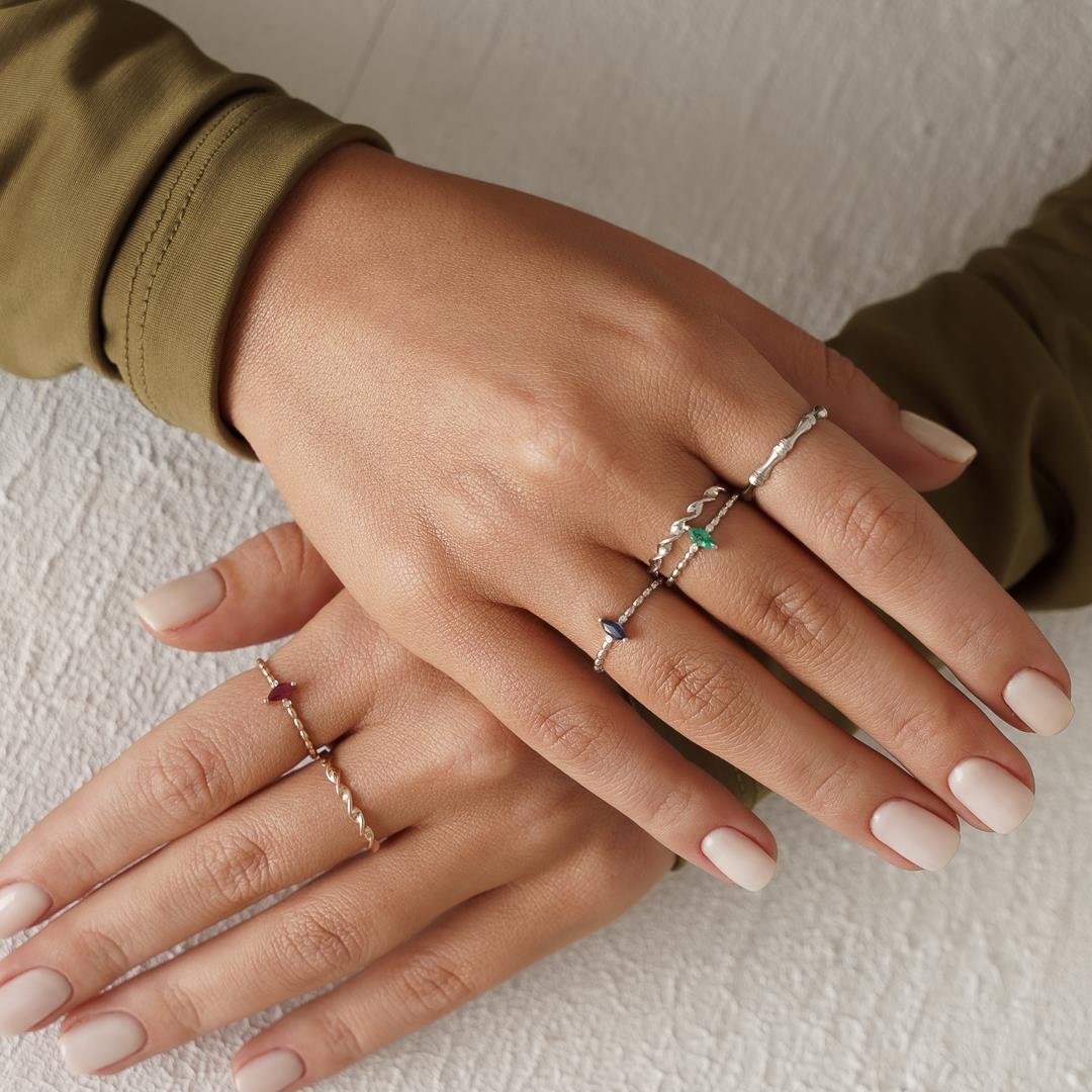 0.12 Ct Minimal Yakut Pırlanta Yüzük