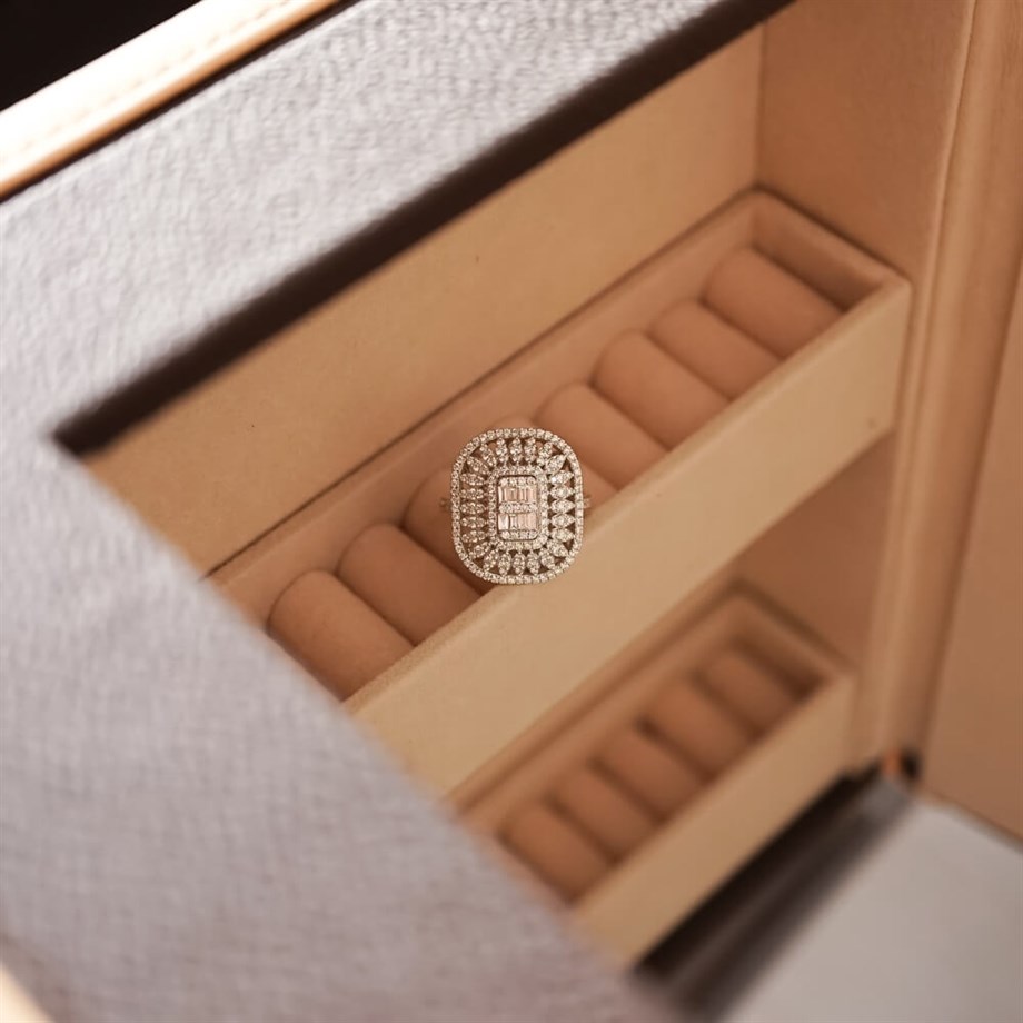 1.22 Ct Pırlanta Baget Yüzük