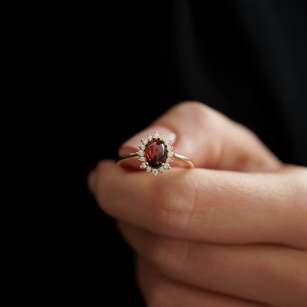 Garnet Aşk Altın Yüzük
