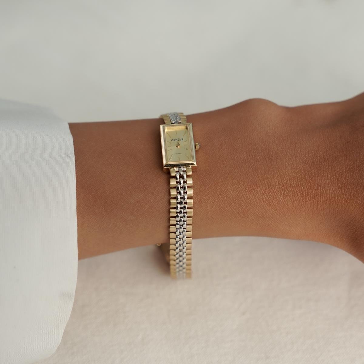Geneve Minimal Retro Kordon Altın Kadın Saati