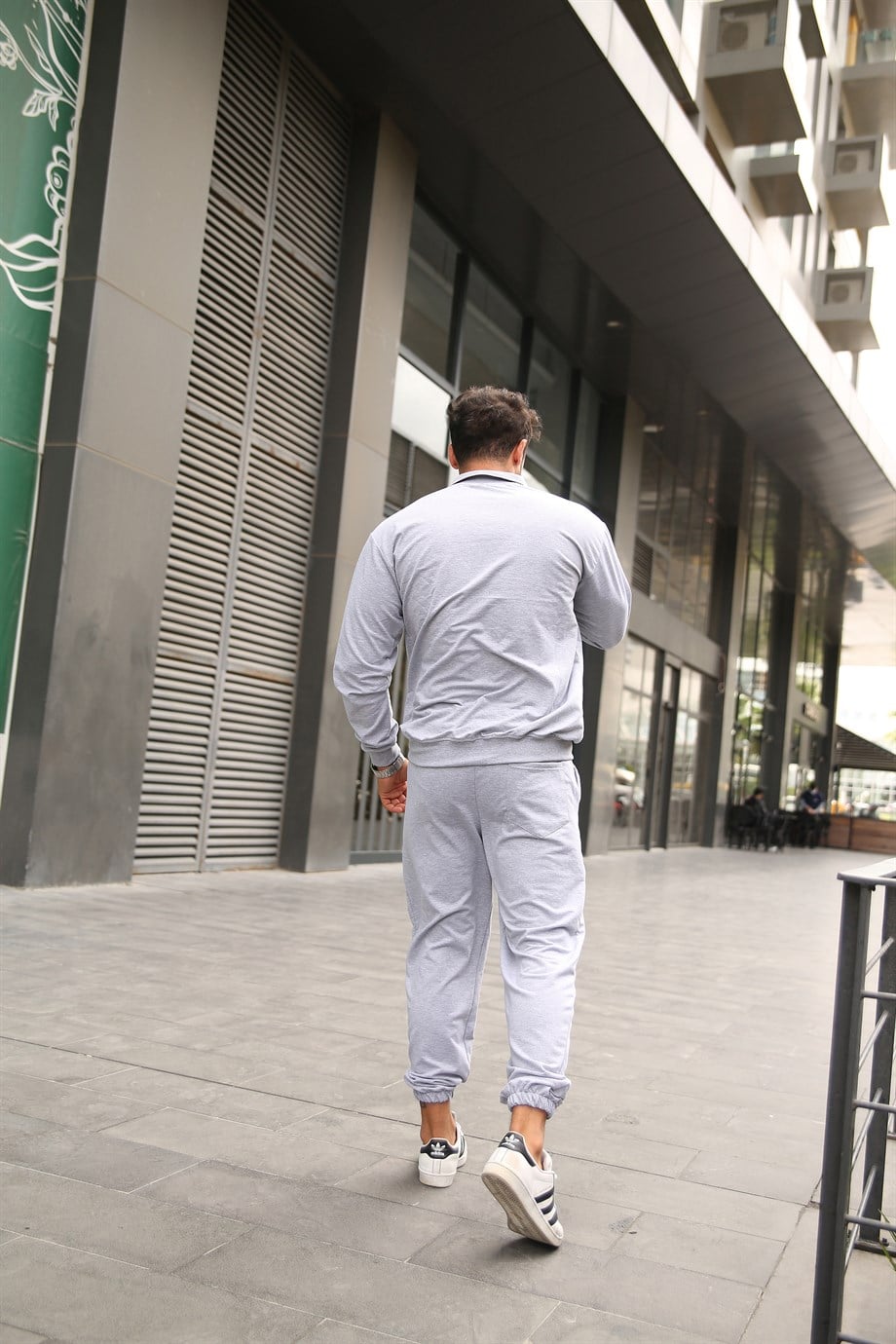 EŞOFMAN TAKIMIErkek Gri Polo Yaka Eşofman Takımı Alt Üst essantial SNZY