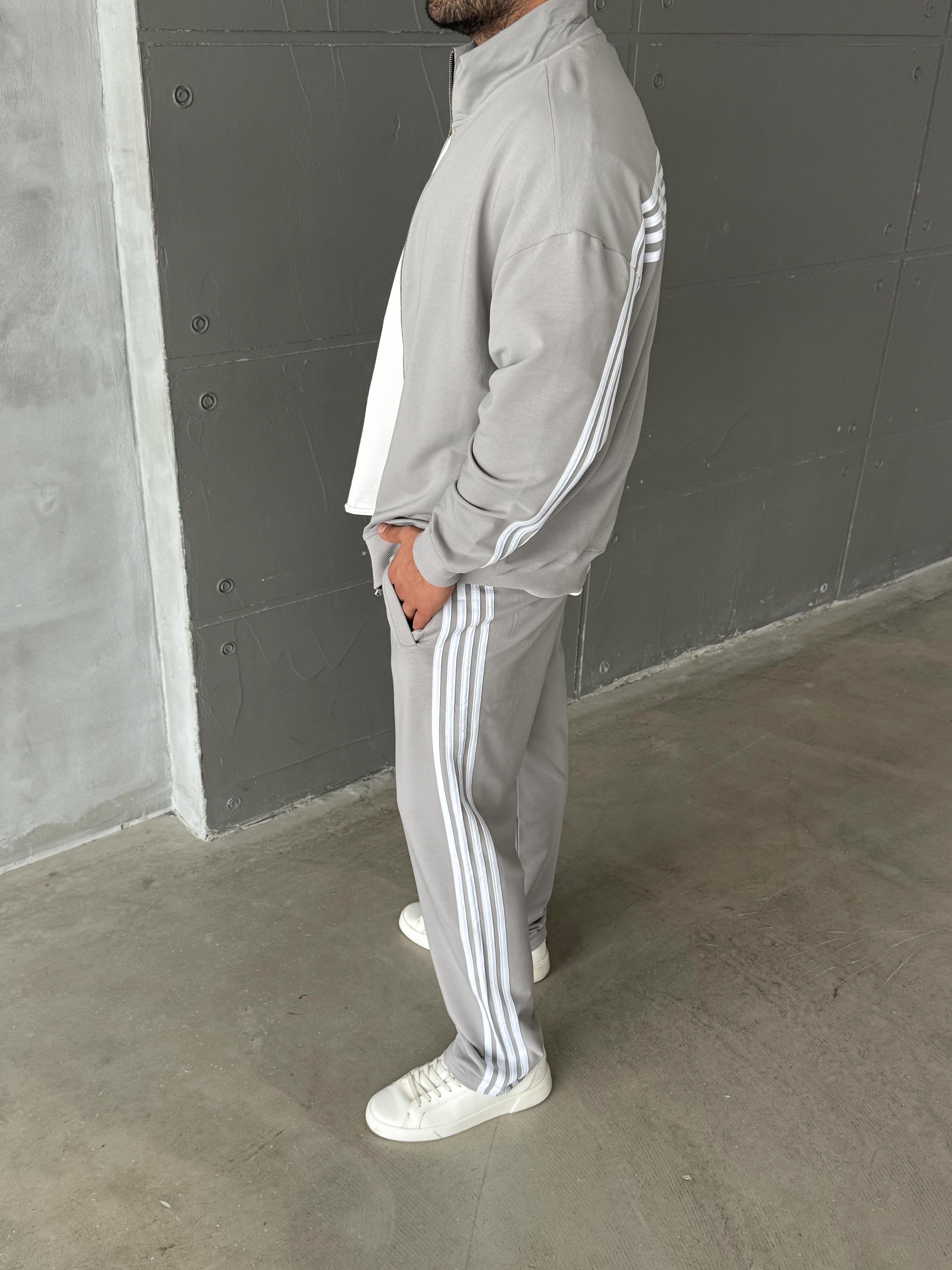 Eşofman TakımıGri Şeritli Oversize 2 İplik Takım