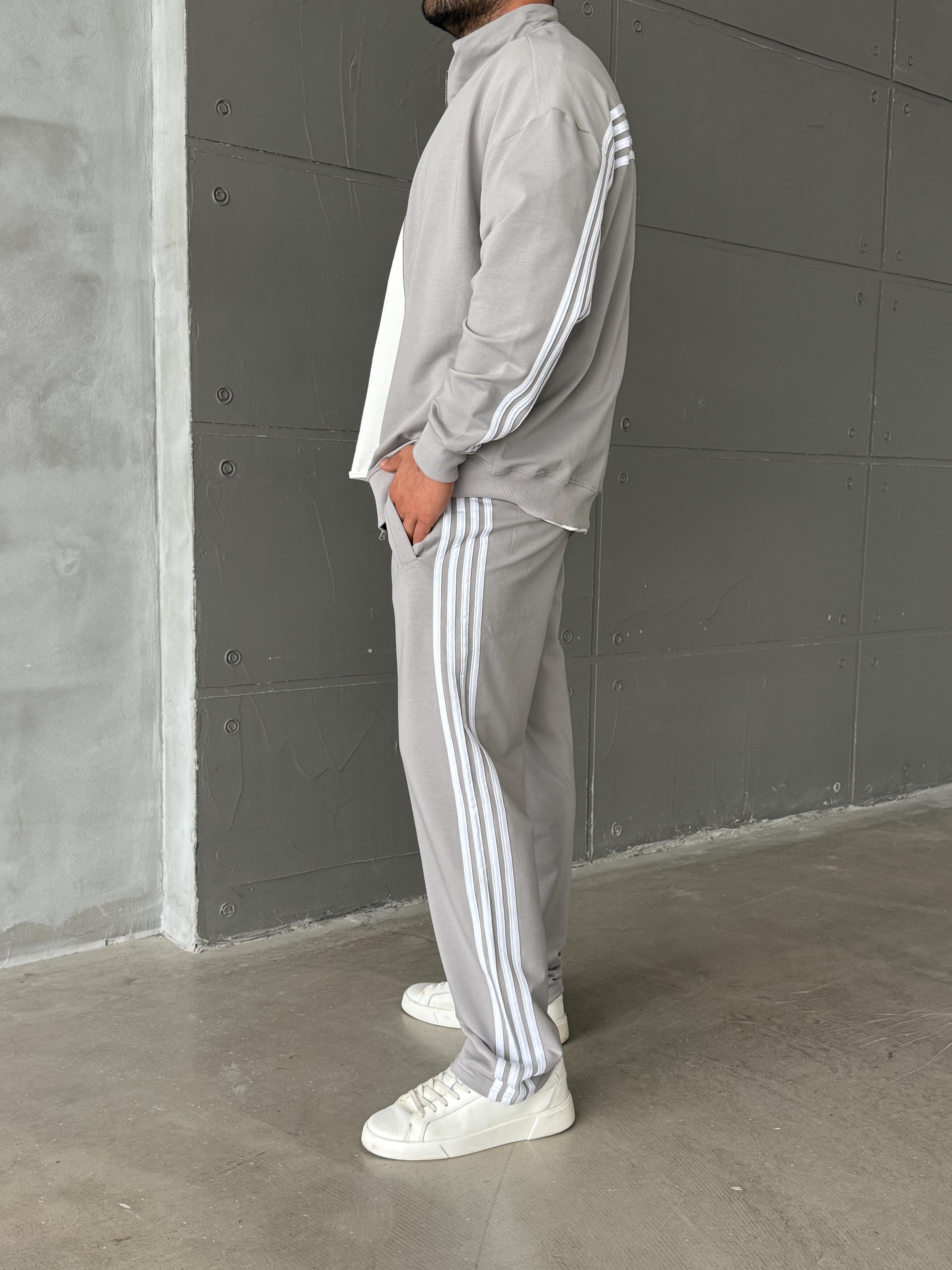 Eşofman TakımıGri Şeritli Oversize 2 İplik Takım