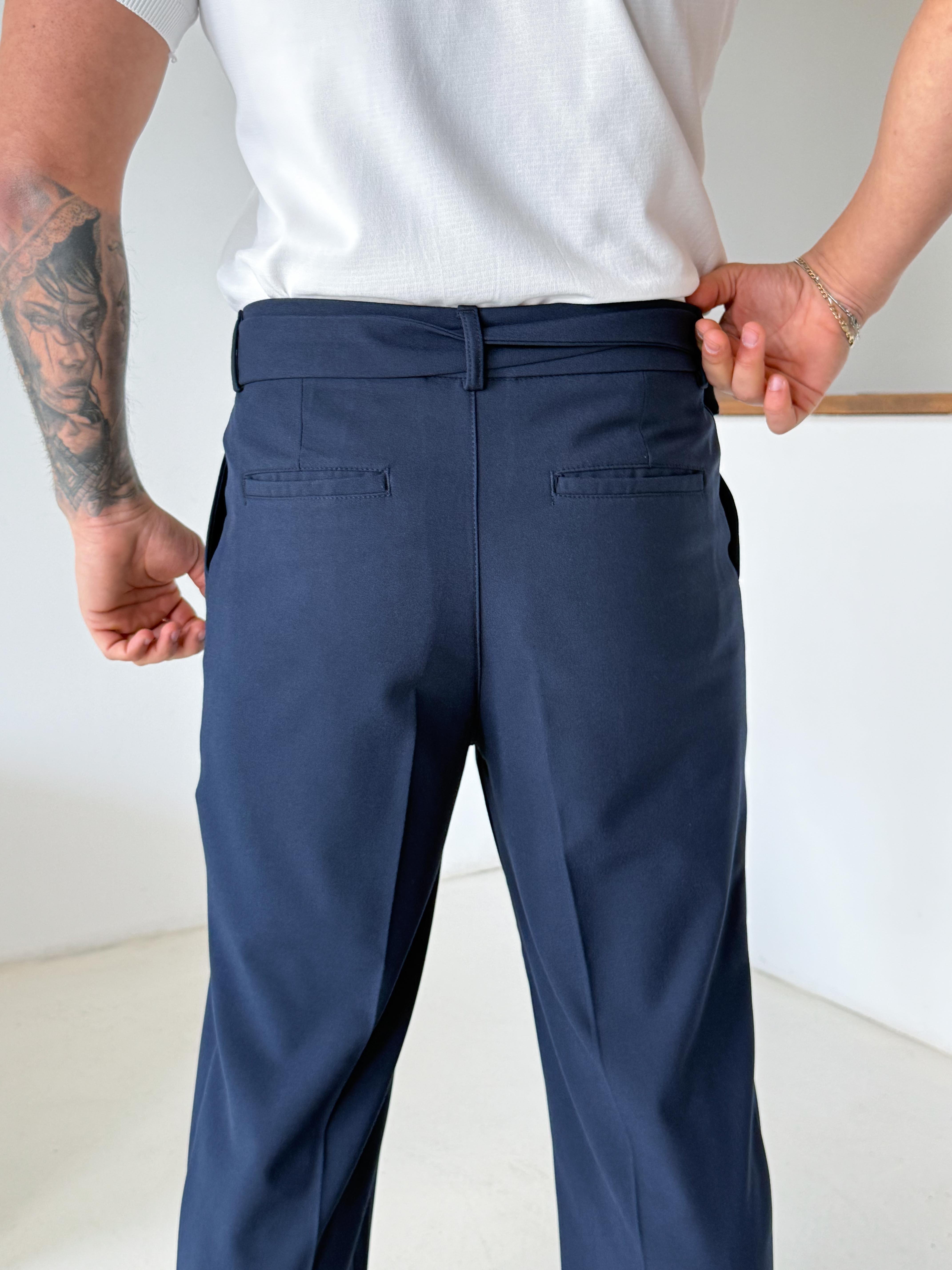 GabardinLacivert Kendi Kemerli Regular Fit Bezayağı Kumaş Pant N1344