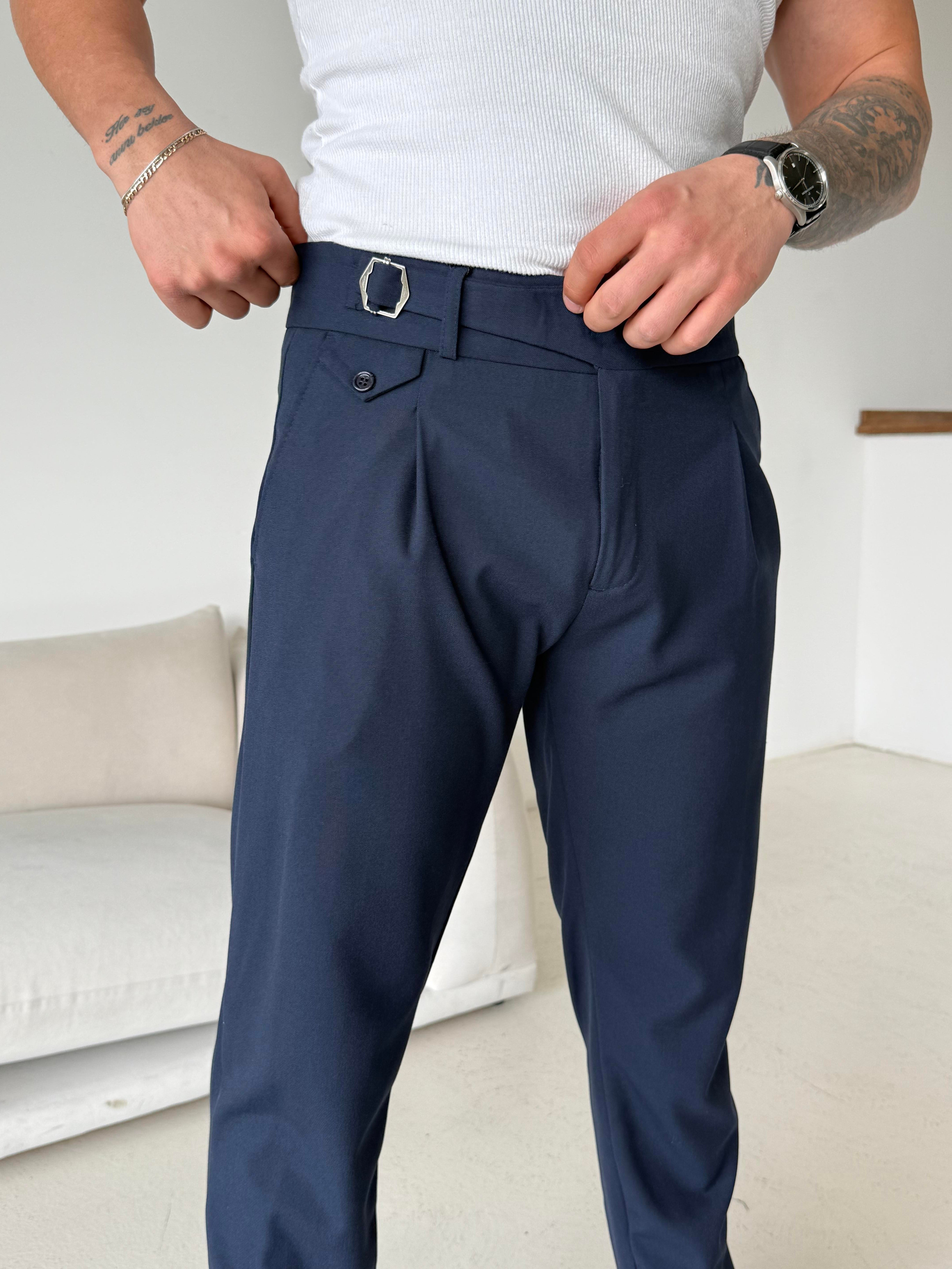 GabardinLacivert Tokalı Regular Fit Kumaş Pantalon SC