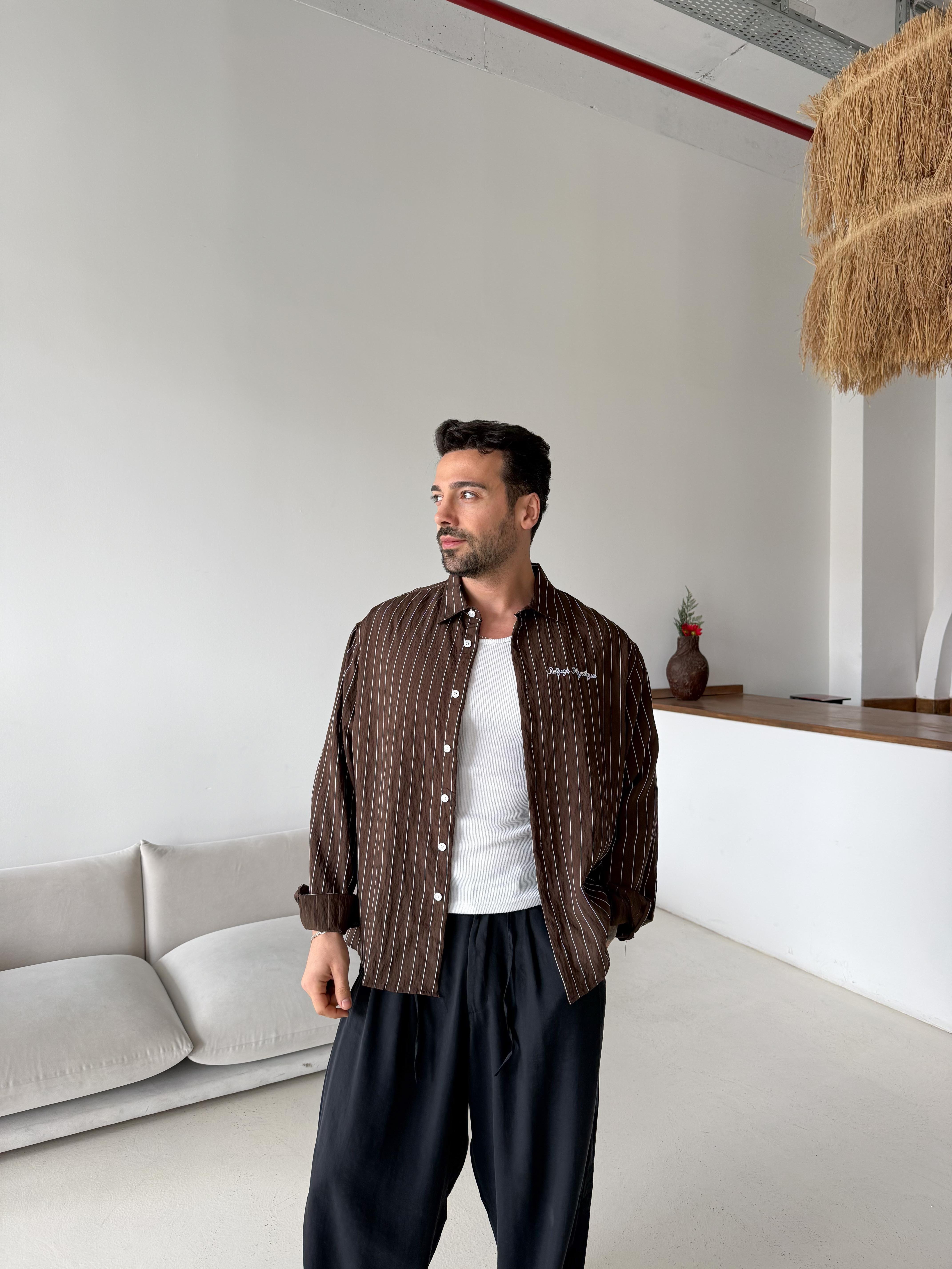 GÖMLEKKahve Çizgili Oversize Nakışlı Gömlek PNC 2554
