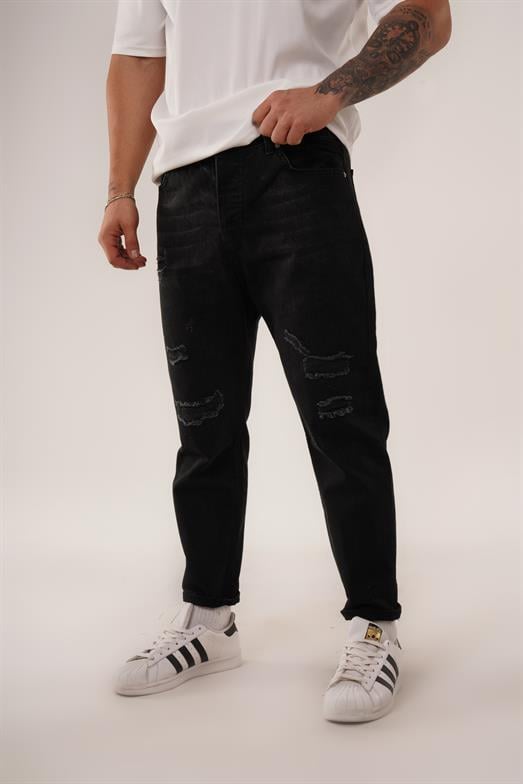 KOT PANTOLONStandart Siyah Dizleri Yırtık Boyfriend  Kot Pantolon 2024