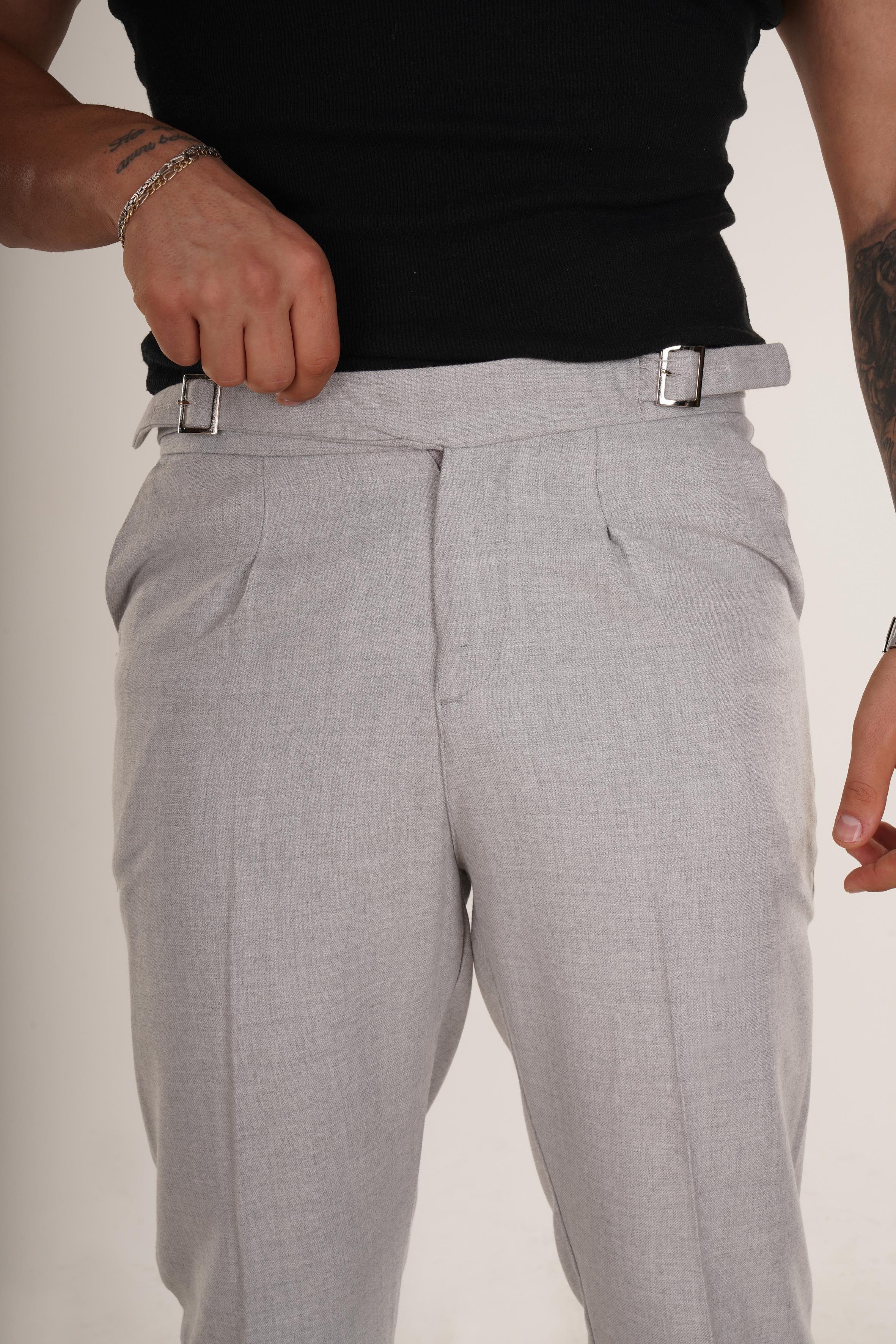 KUMAŞ PANTOLONGri Bel Demir Detaylı Normal Kumaş Pantolon 8420