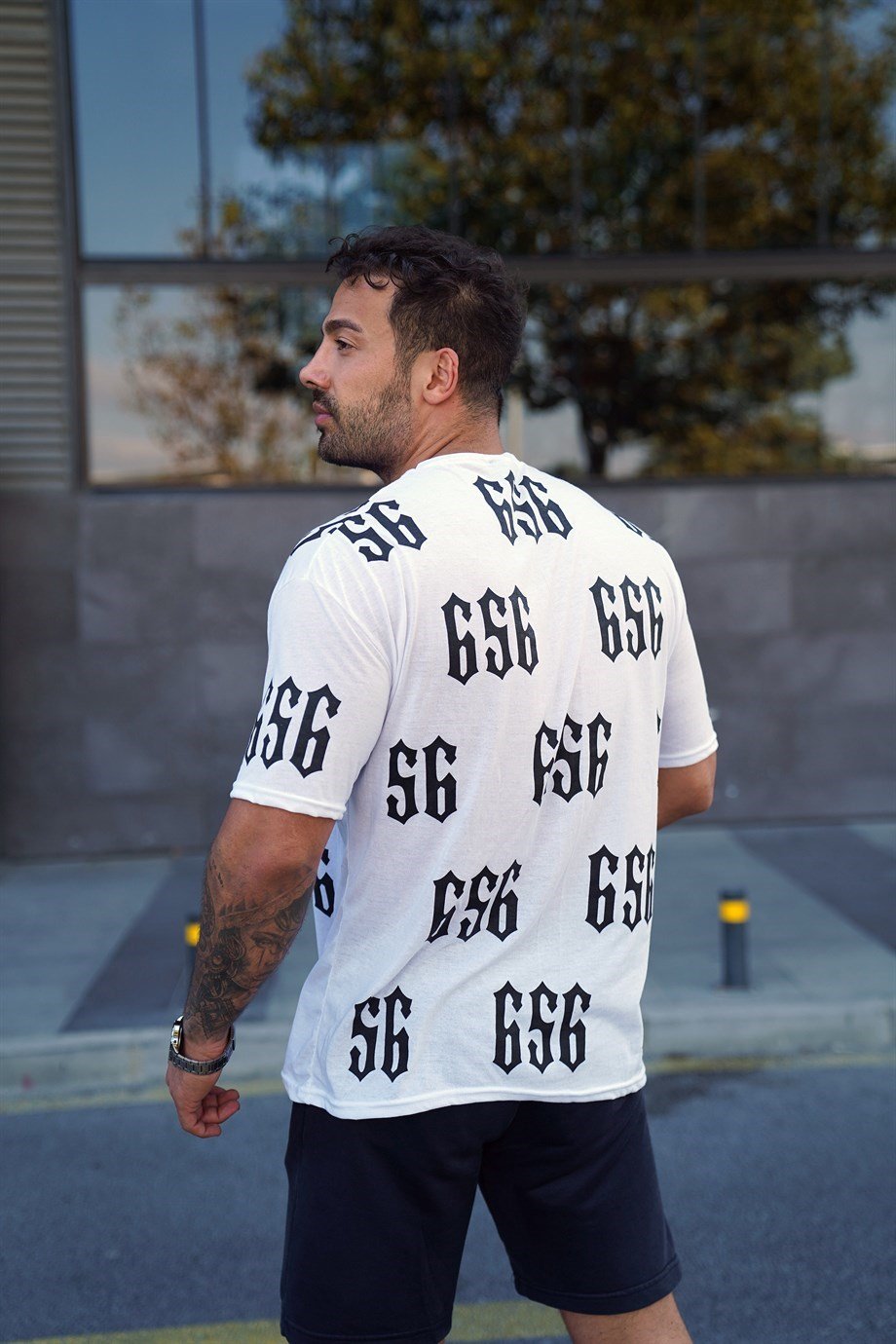 OVERSİZE TSHİRTLERBeyaz 656 Baskılı Oversize T-SHİRT TB