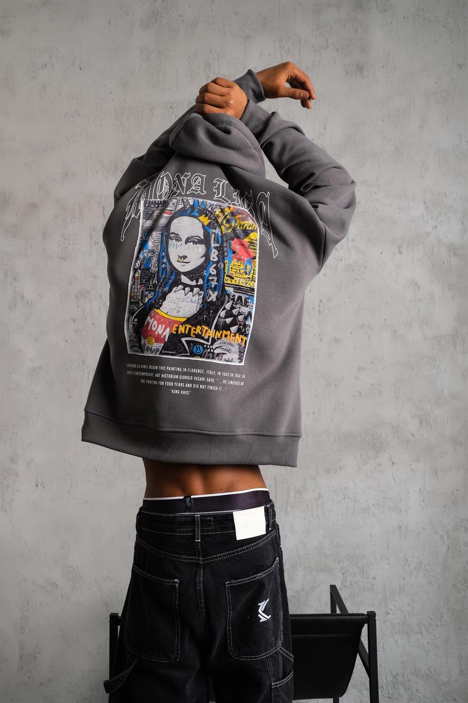 SWEATSHİRTAntrasit MONALİSA Peçli Baskılı 3 İplik Oversize Sweatshirt PLZ-33