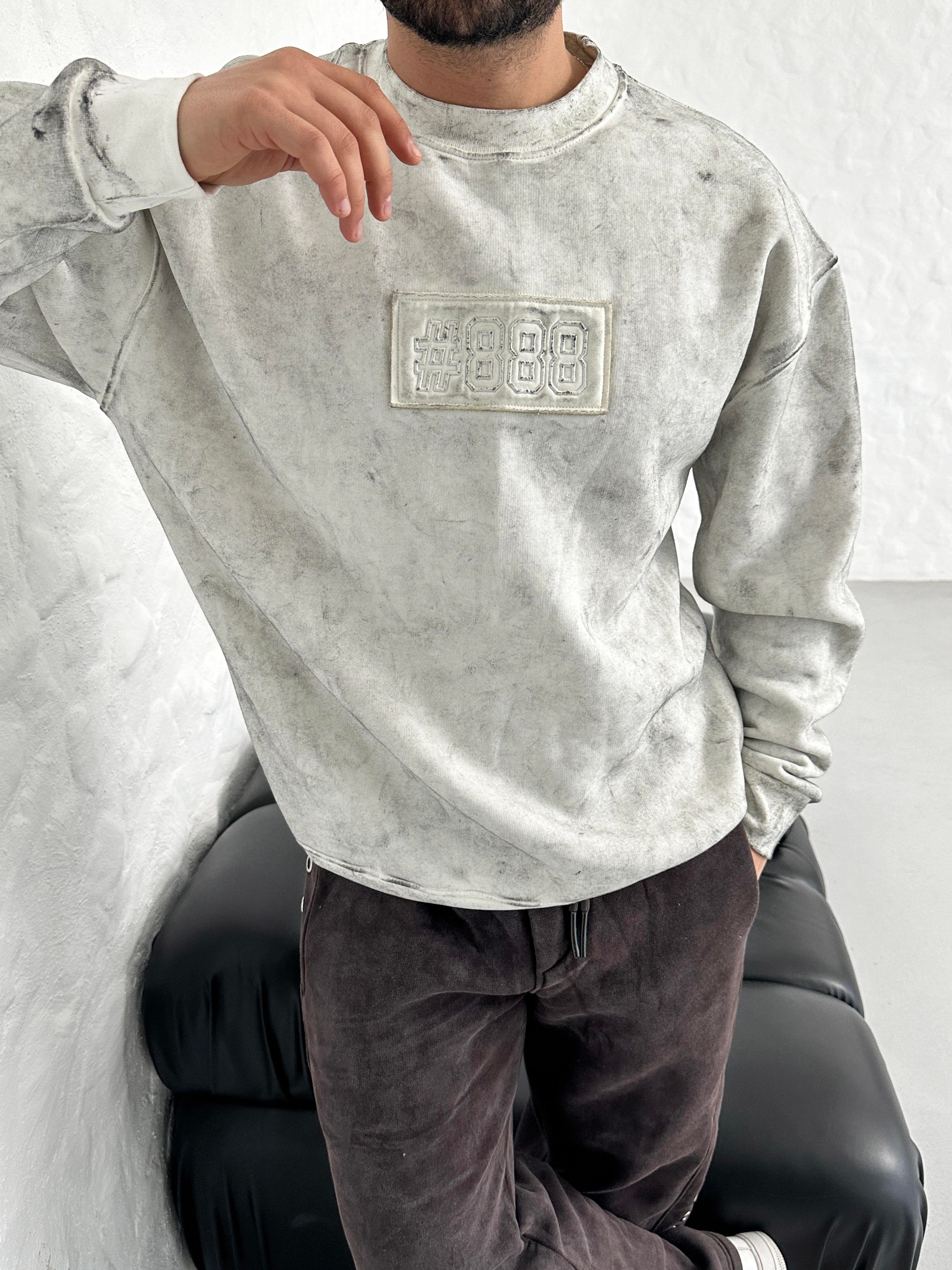 SWEATSHİRTBeyaz 888 Nakışlı Bisiklet Yaka Sweatshirt PLZ