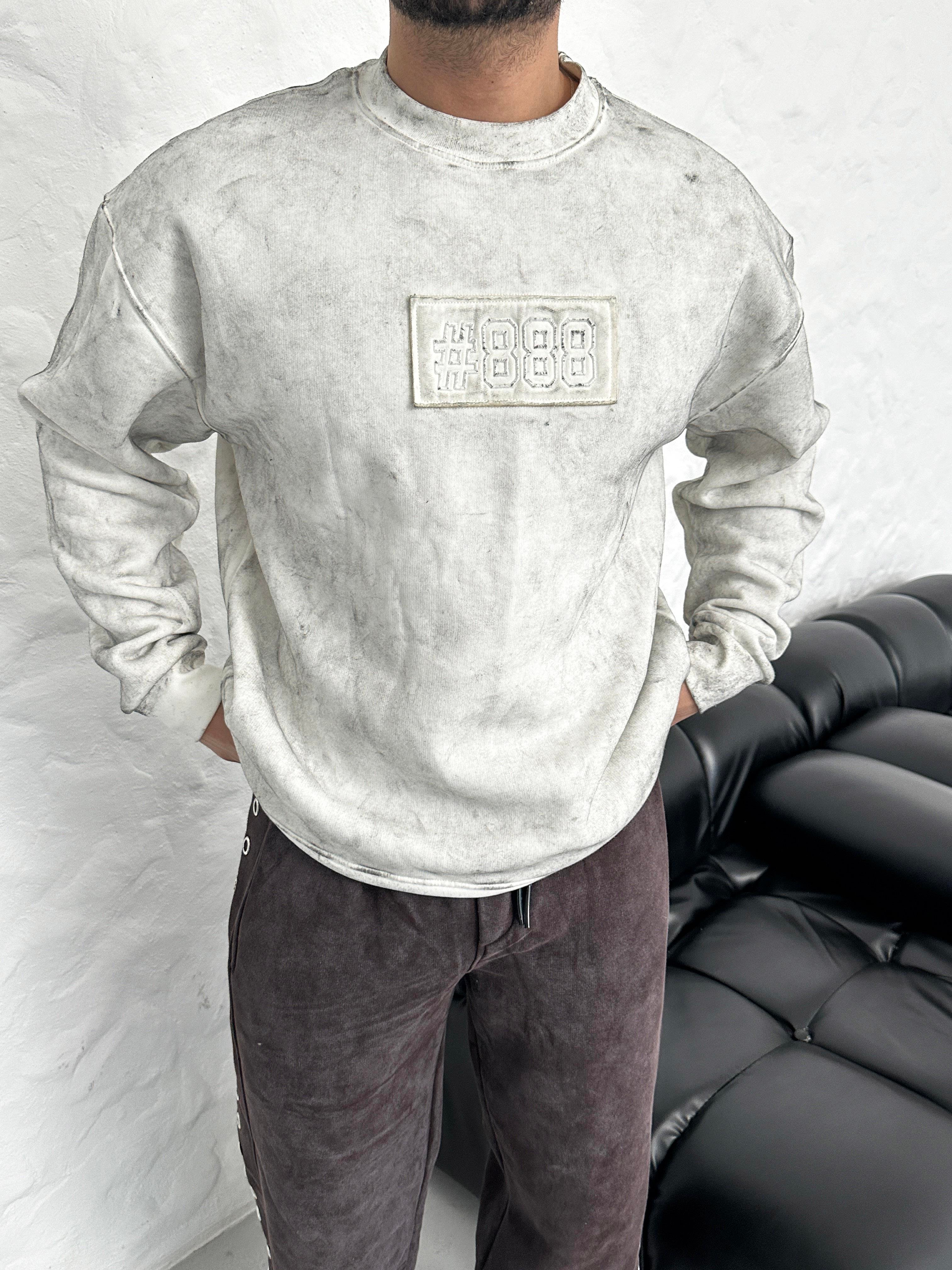 SWEATSHİRTBeyaz 888 Nakışlı Bisiklet Yaka Sweatshirt PLZ
