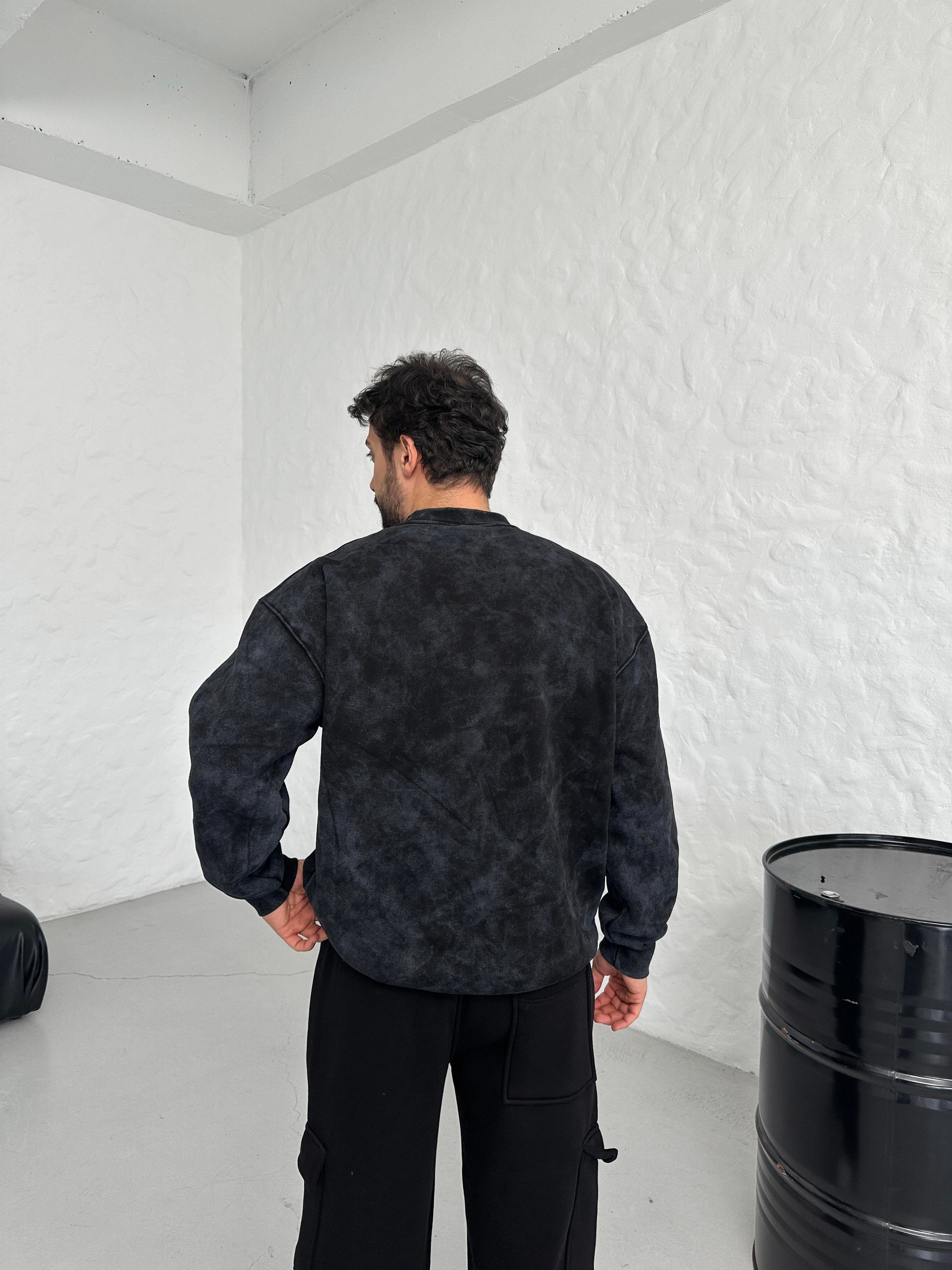 SWEATSHİRTSiyah 888 Nakışlı Bisiklet Yaka Sweatshirt PLZ