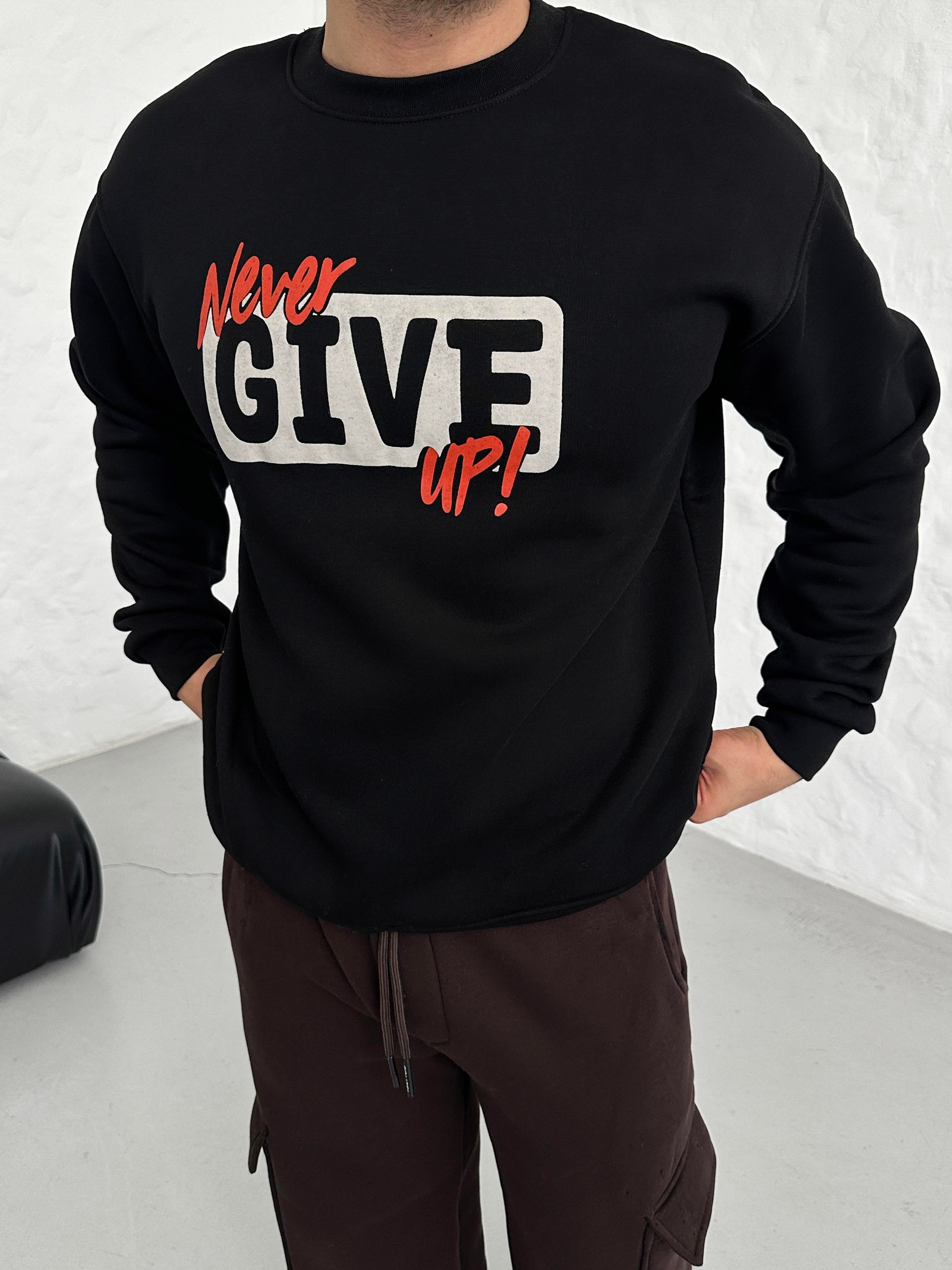 SWEATSHİRTSiyah Never Baskılı Sweat M8403