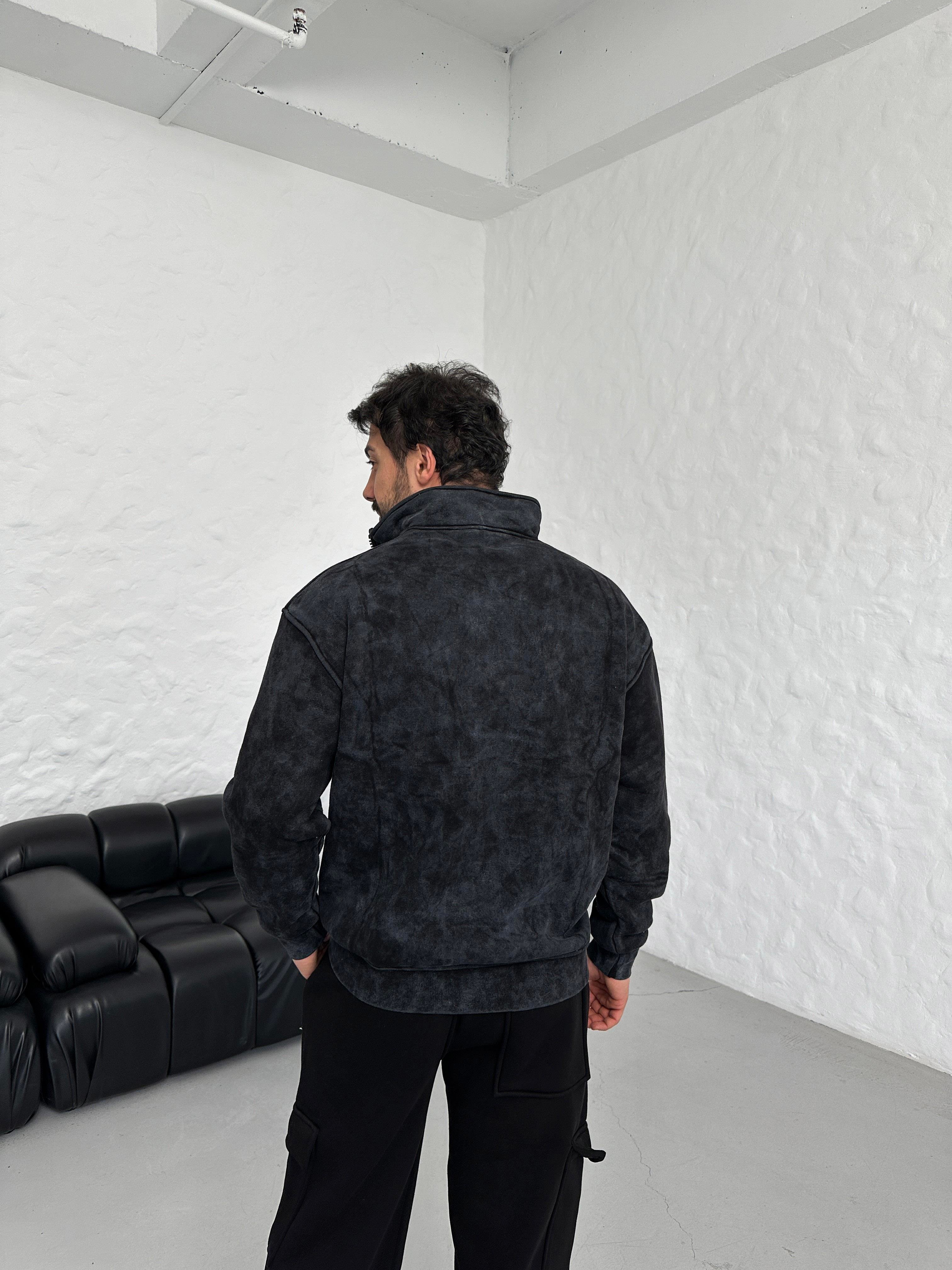 SWEATSHİRTSiyah Yarım Fermuarlı Hafif Desenli ZRA Model Sweatshirt PLZ