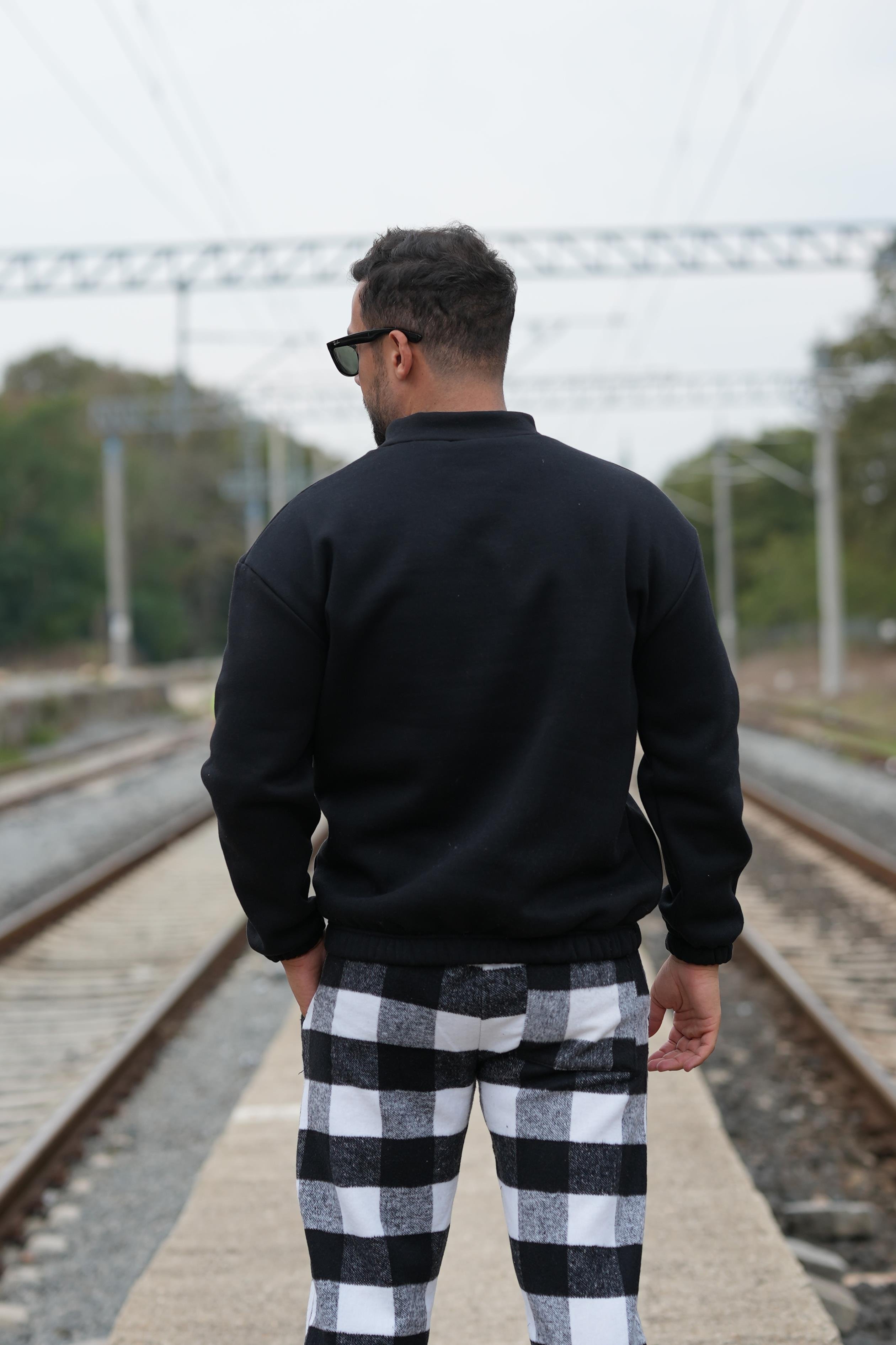 SweatSİYAH 3 iplik yarım fermuarlı sweatshirt SC