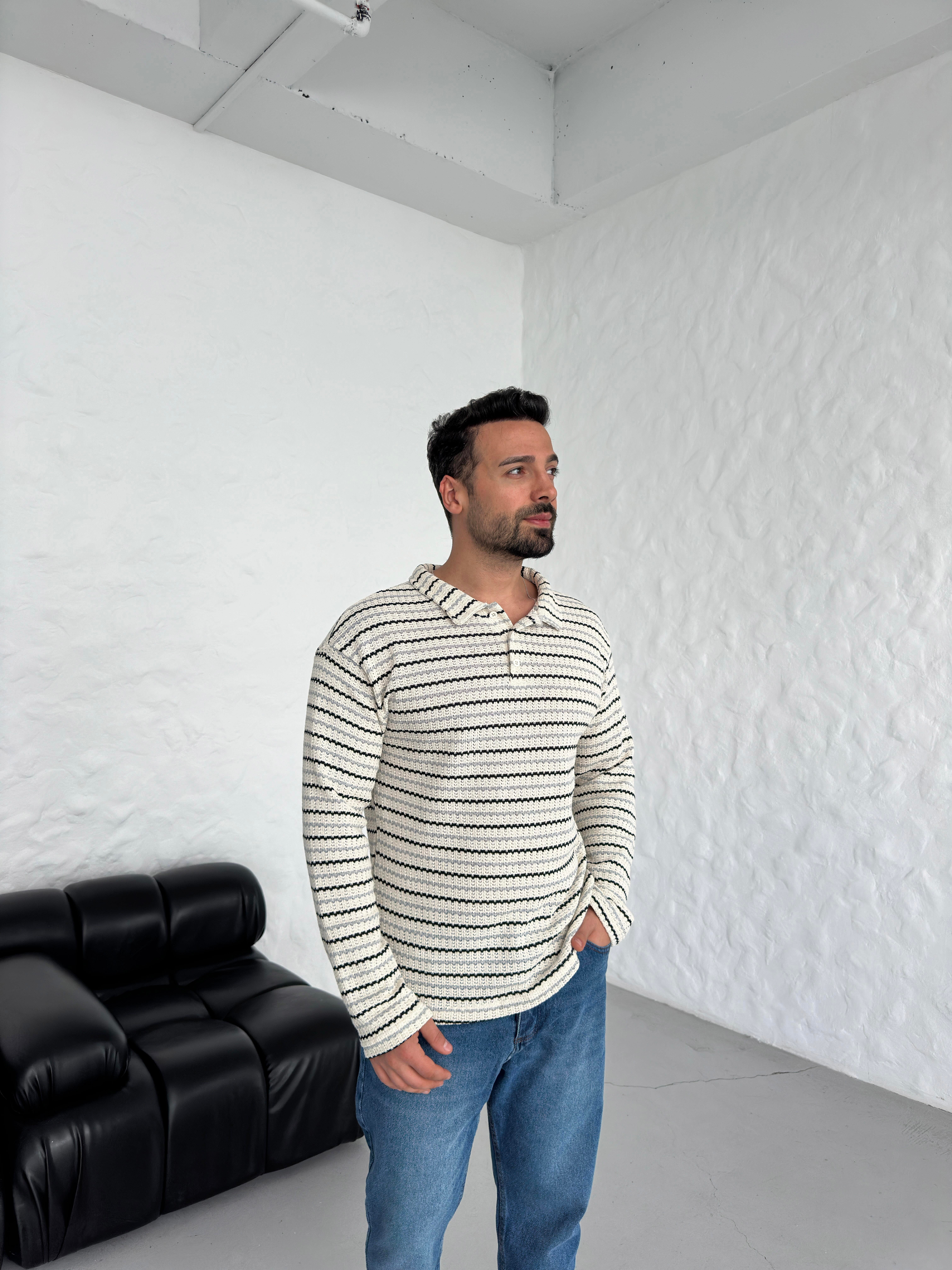 SweatSiyah İnce Çizgili Üç Düğmeli Polo Yaka Triko SNZ 8396