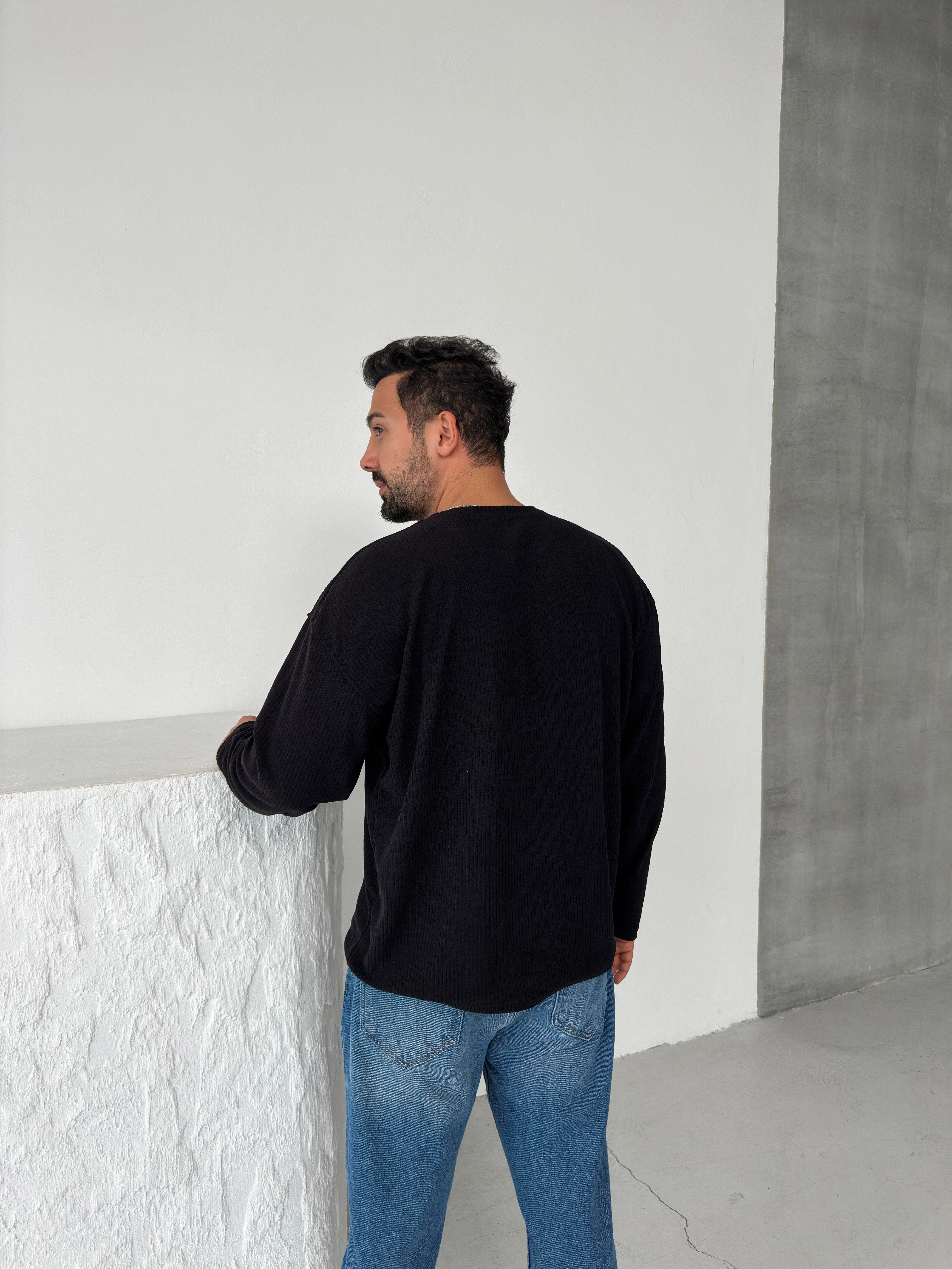 SweatSiyah Uzun Kol Havlu Kumaş Sweatshirt
