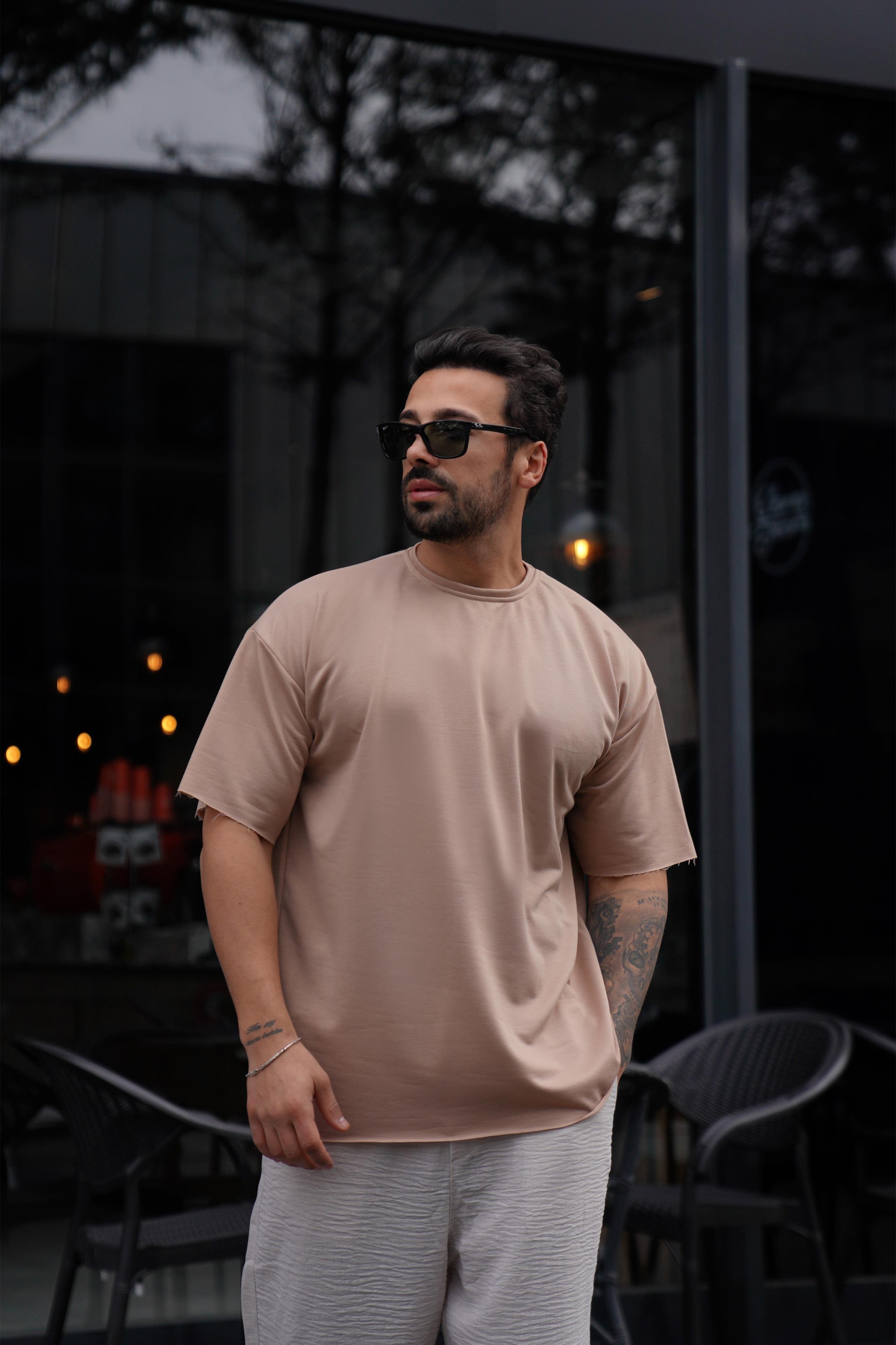 T-SHİRTBej Pis Kesim Oversize TK 1002