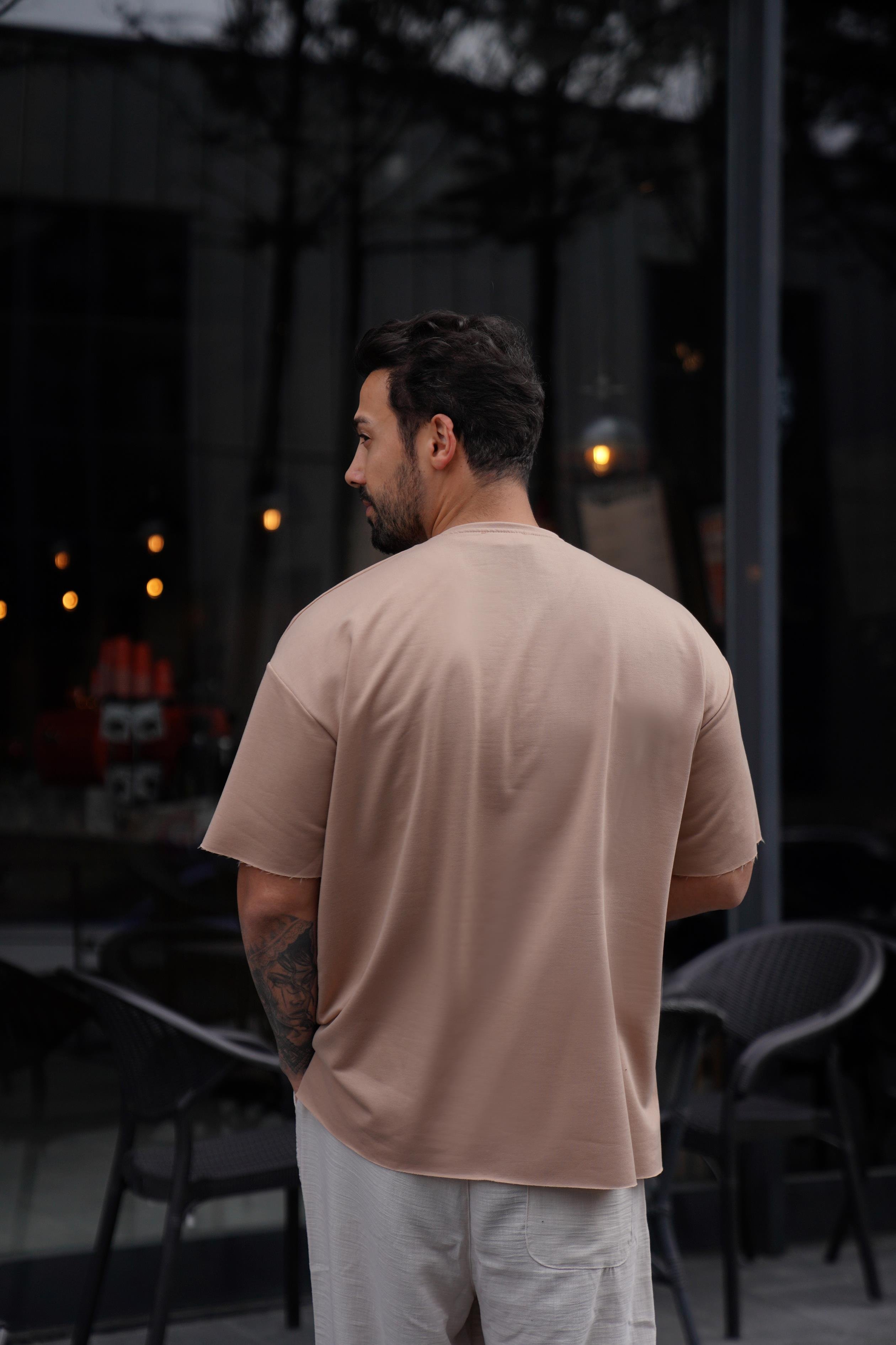 T-SHİRTBej Pis Kesim Oversize TK 1002