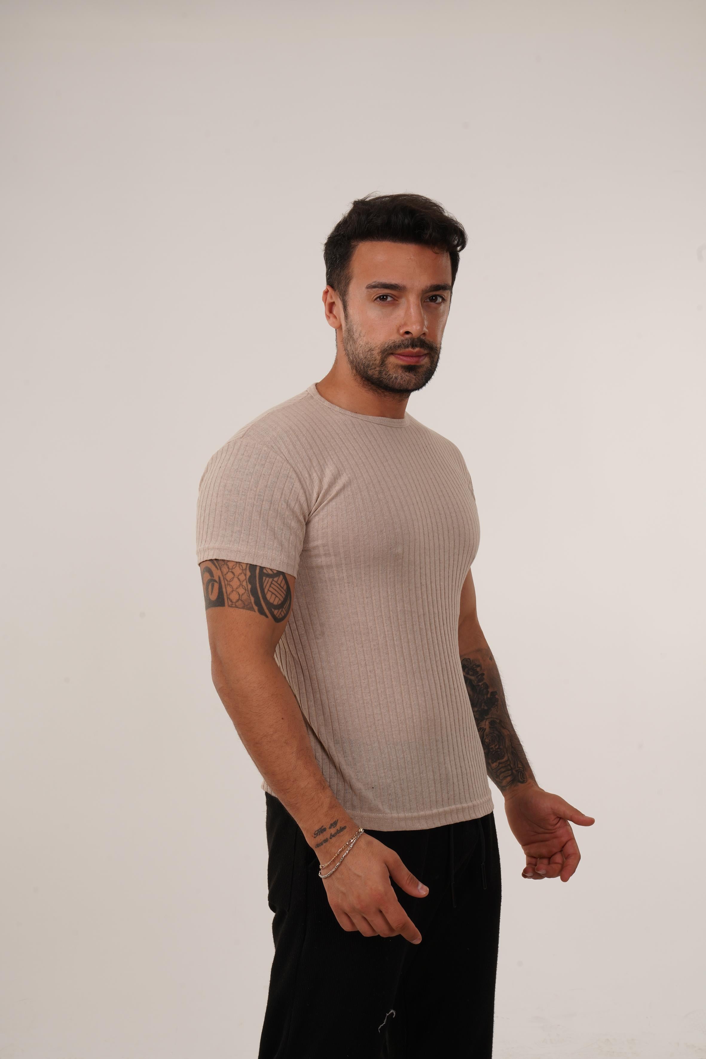 T-SHİRTBej Slim Fit Fitilli T-SHIRT SC