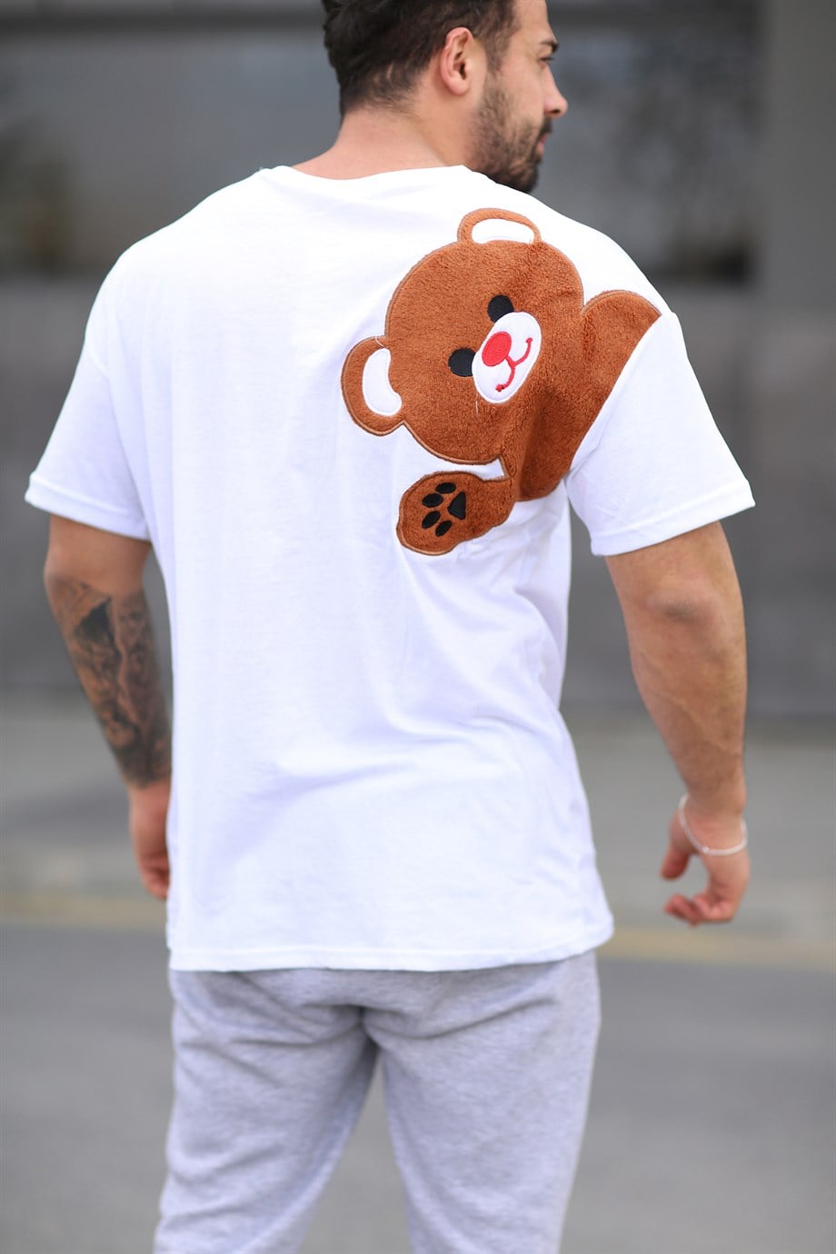 T-SHİRTBeyaz Sırt Ayıcık Baskılı Oversize T-SHİRT
