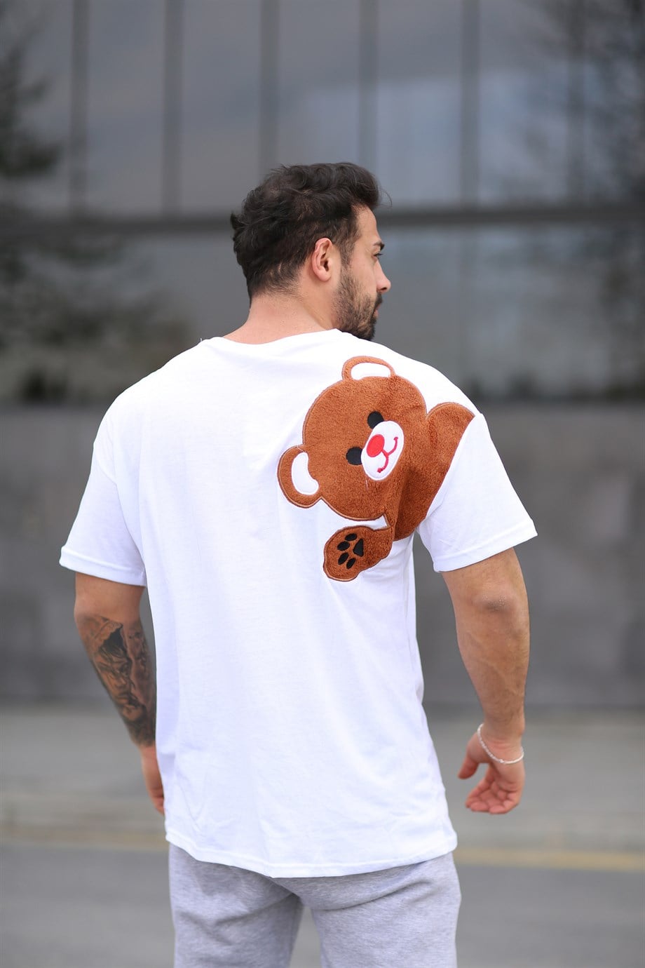 T-SHİRTBeyaz Sırt Ayıcık Baskılı Oversize T-SHİRT