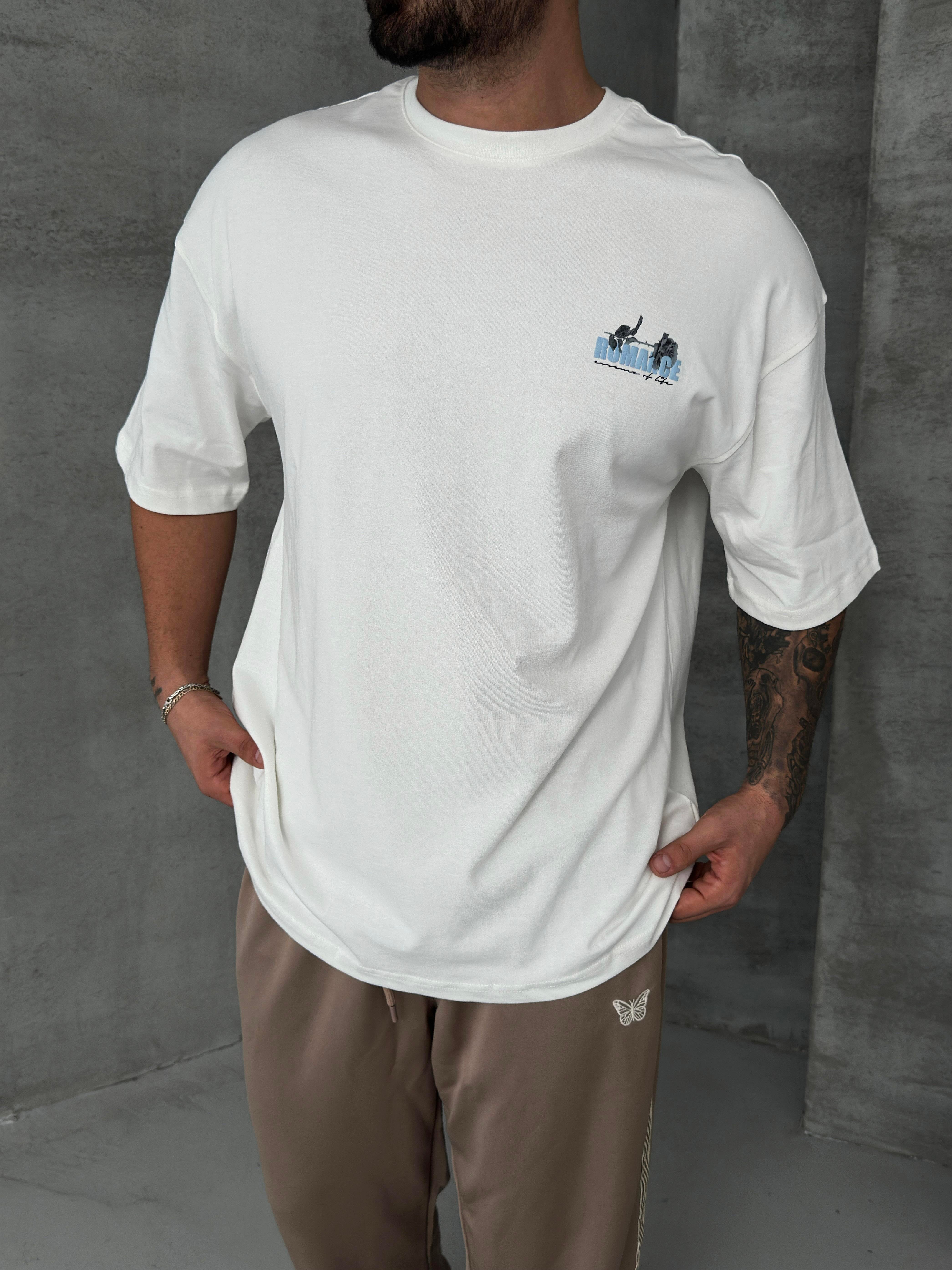 T-SHİRTBeyaz Sırt Rose Baskılı Oversize T-SHİRT 70102