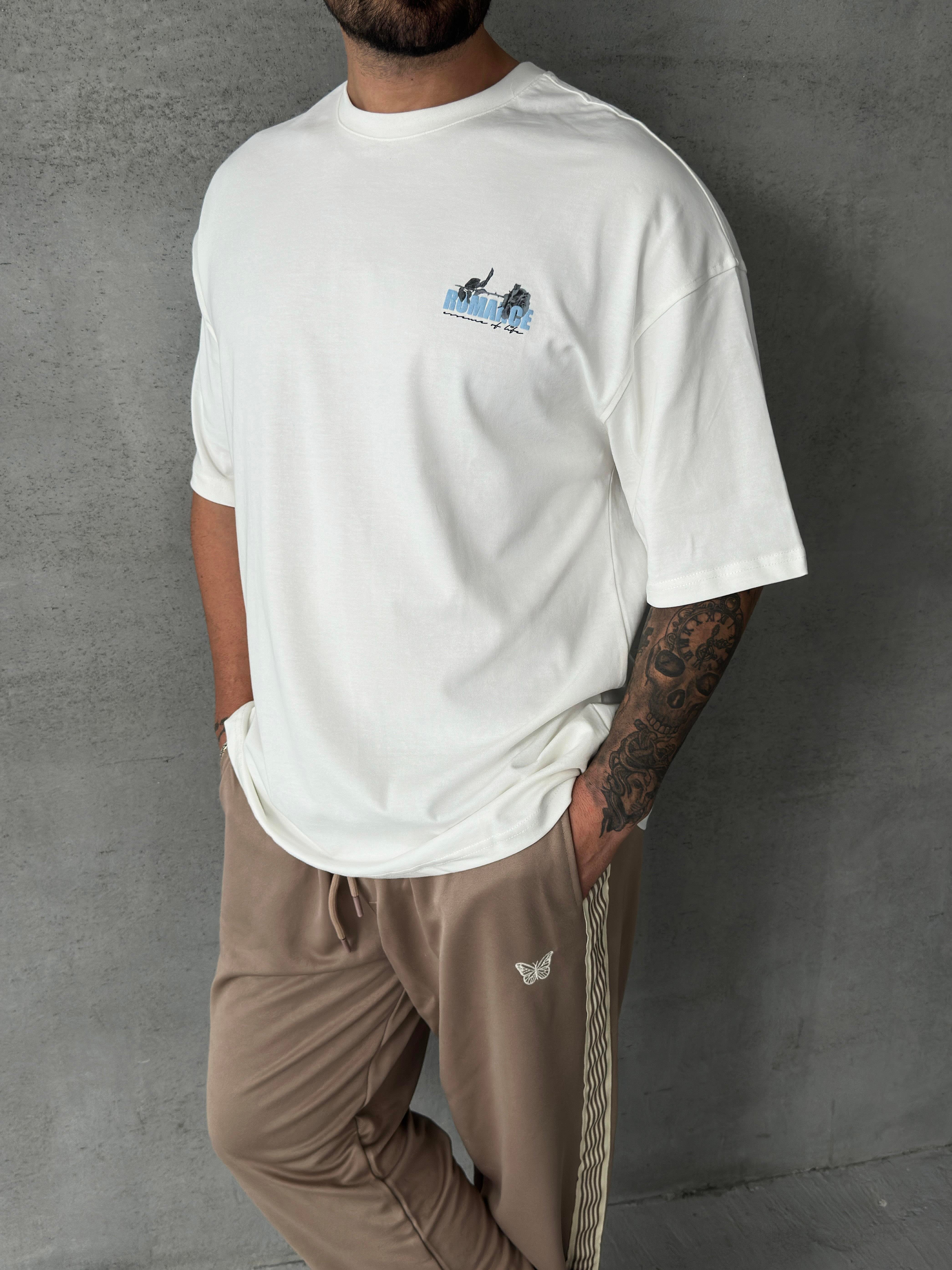 T-SHİRTBeyaz Sırt Rose Baskılı Oversize T-SHİRT 70102