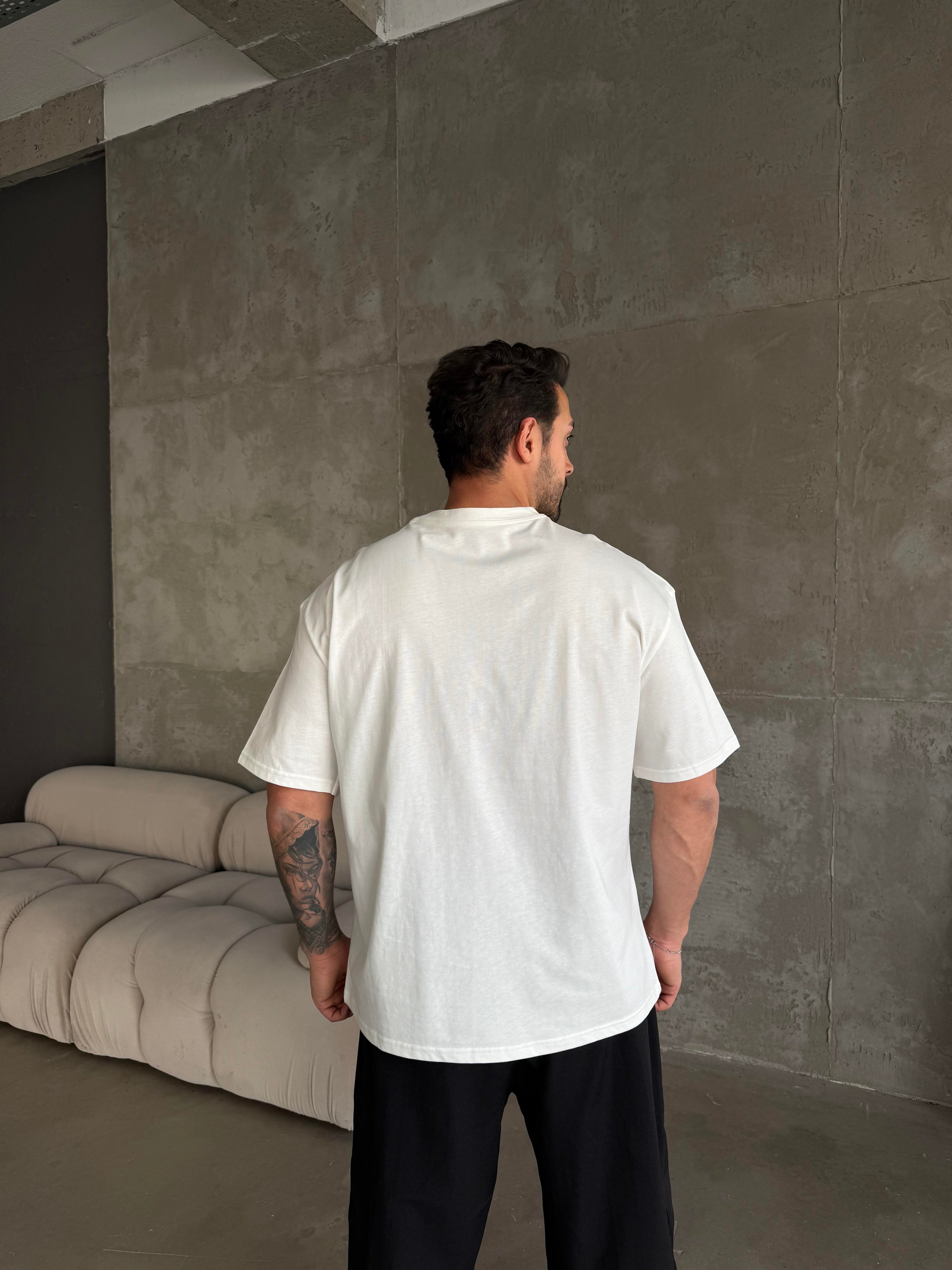 T-SHİRTEkru Düz Compak Oversize T-SHİRT SC