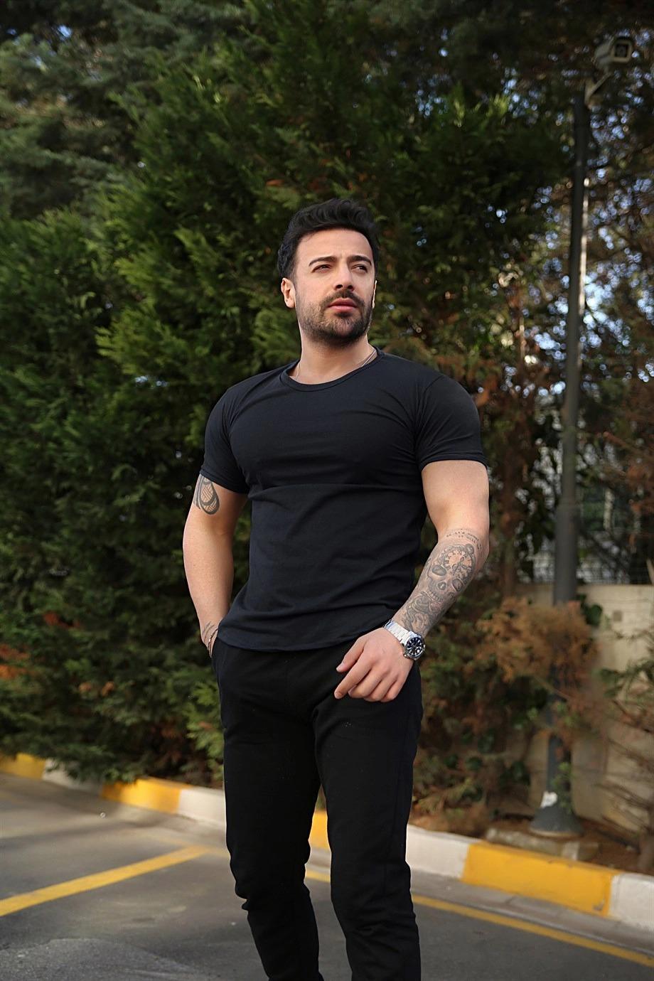 T-SHİRTSiyah Düz Suprem Basic T-SHIRT SC