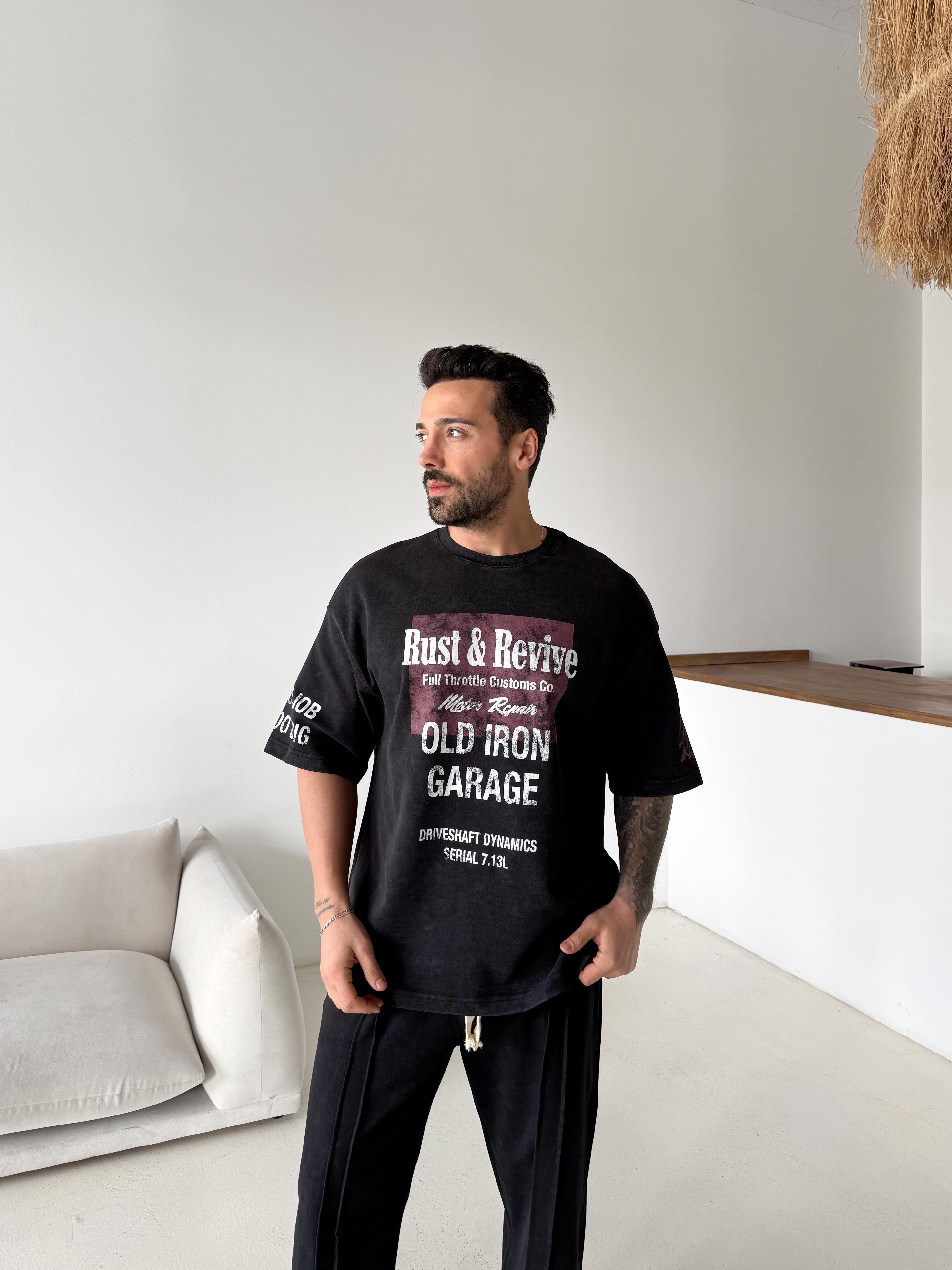 T-SHİRTSiyah Rust Baskılı Oversize Tişört VMS V70-167