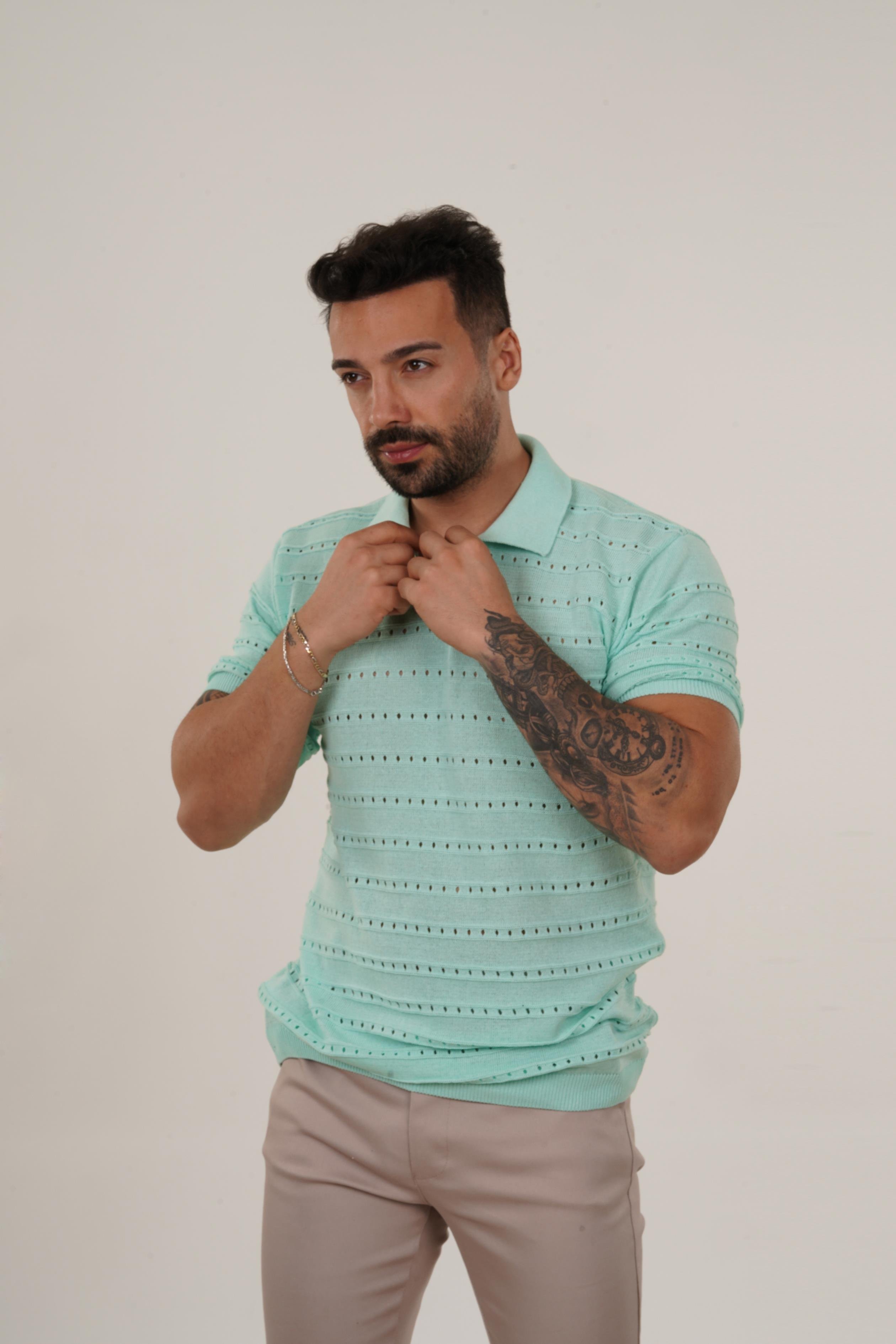 T-SHİRTSuyeşili delikli Polo Yaka Triko TK 1023