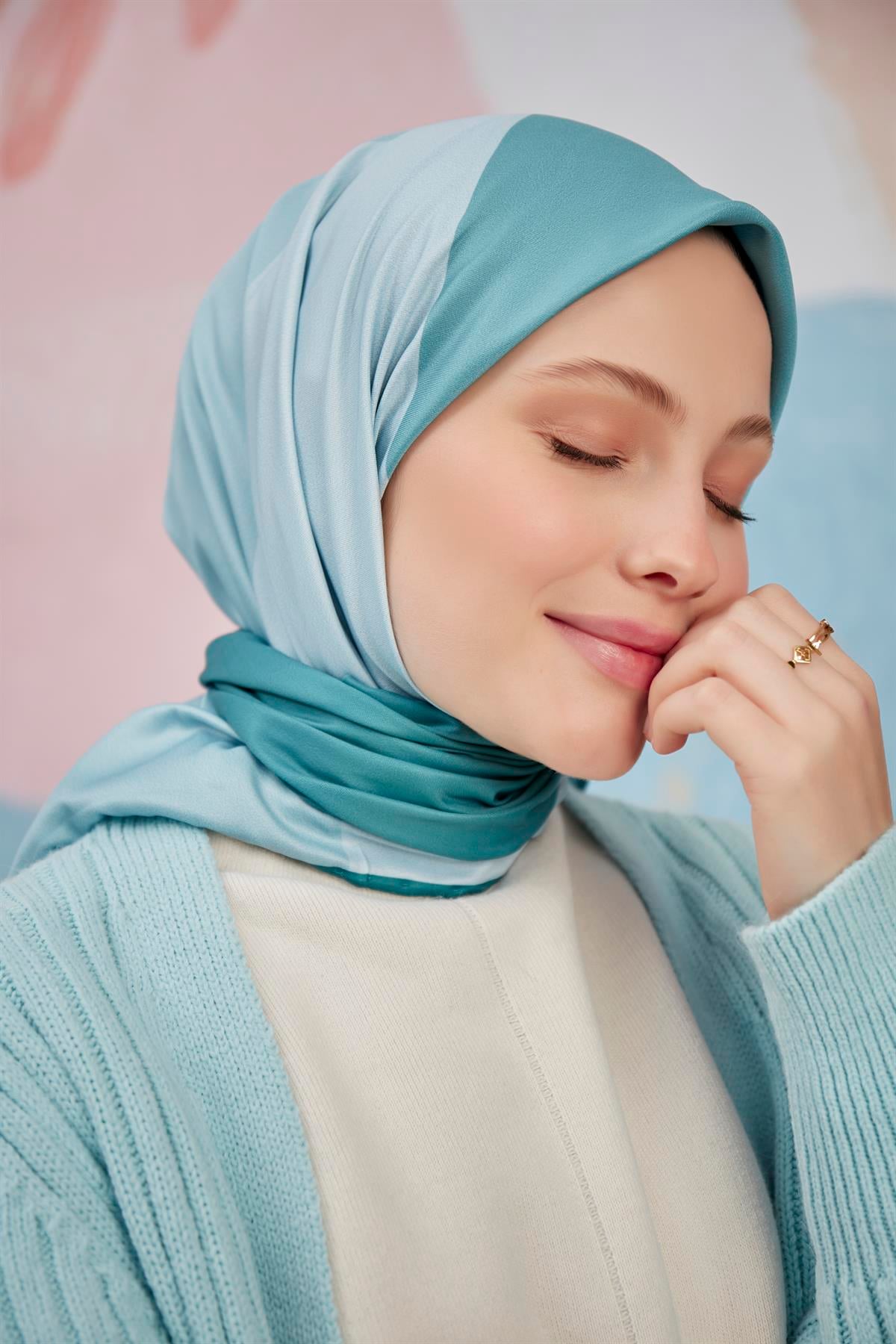 Dijital Baskılı Twill Eşarp Mint Yeşili