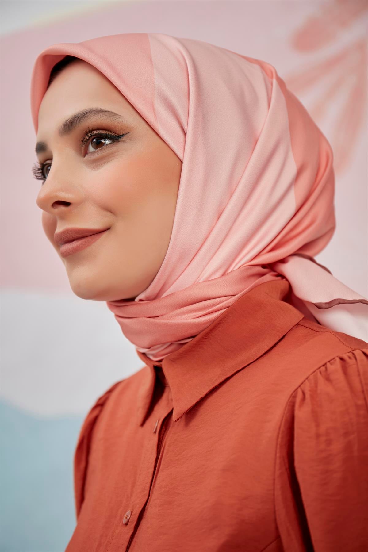 Dijital Baskılı Twill Eşarp Pembe