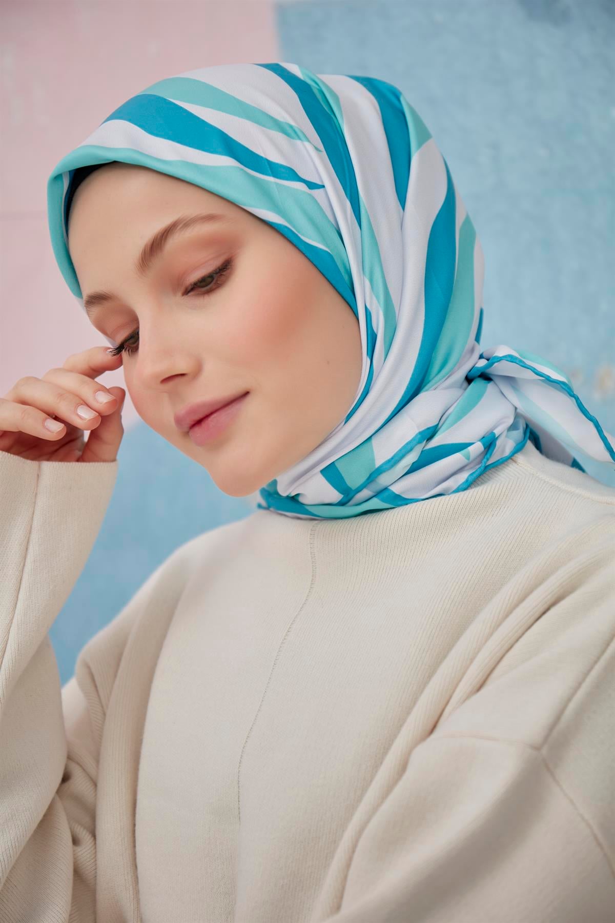 Dijital Baskılı Twill Eşarp Su Yeşili